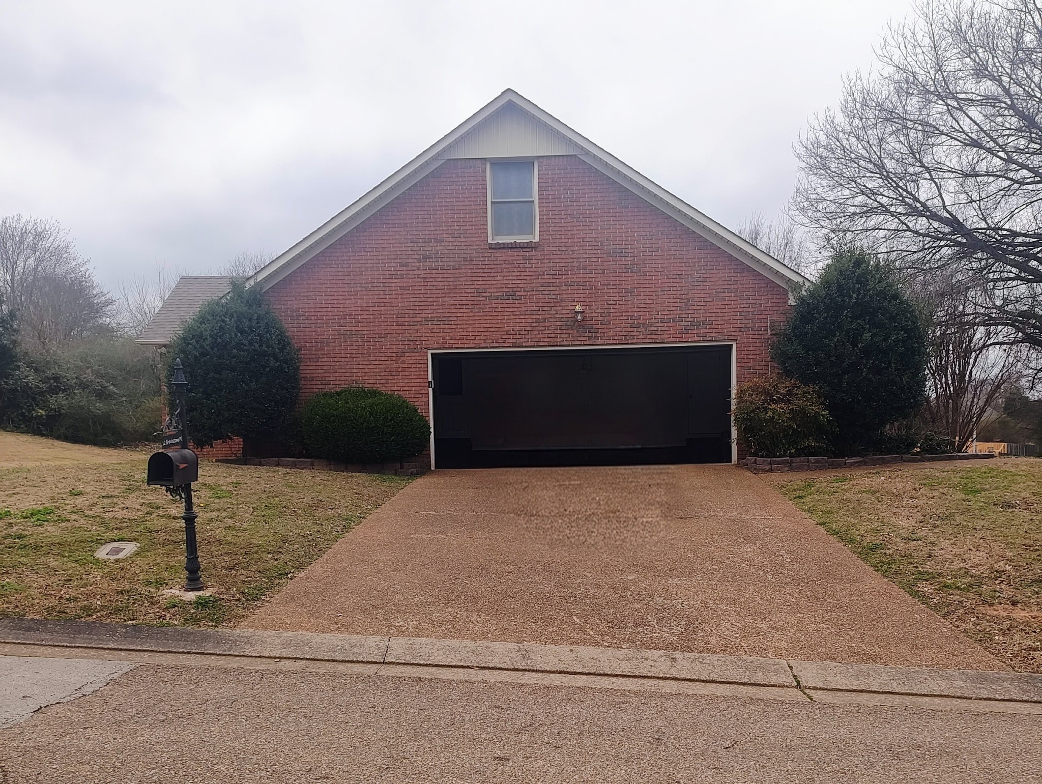 12 Brookstone Pl Property Photo 2