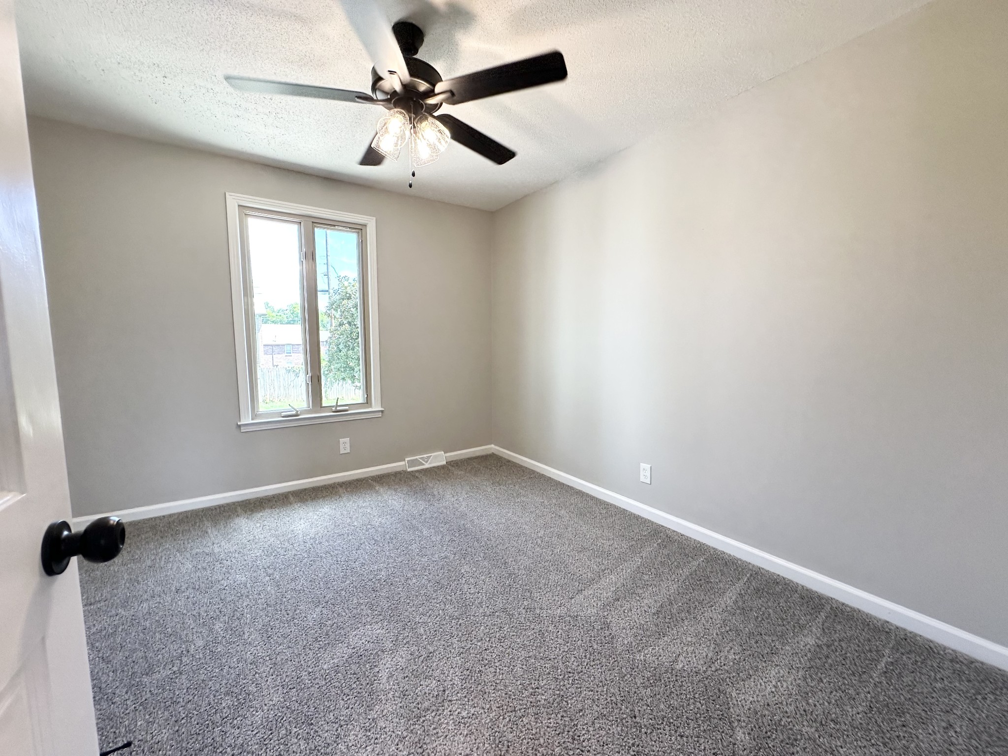 307 Bancroft Dr Property Photo 10