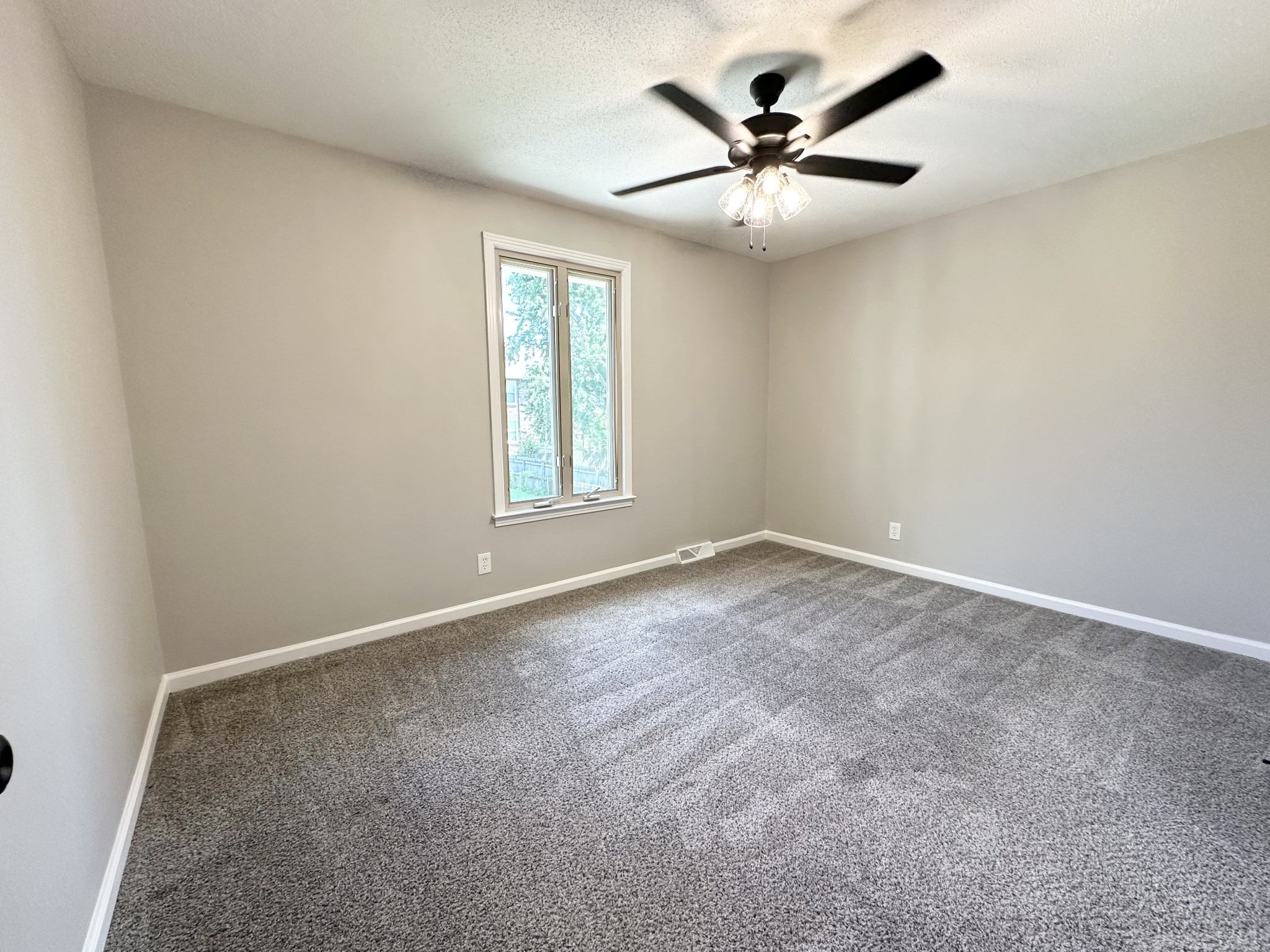 307 Bancroft Dr Property Photo 14