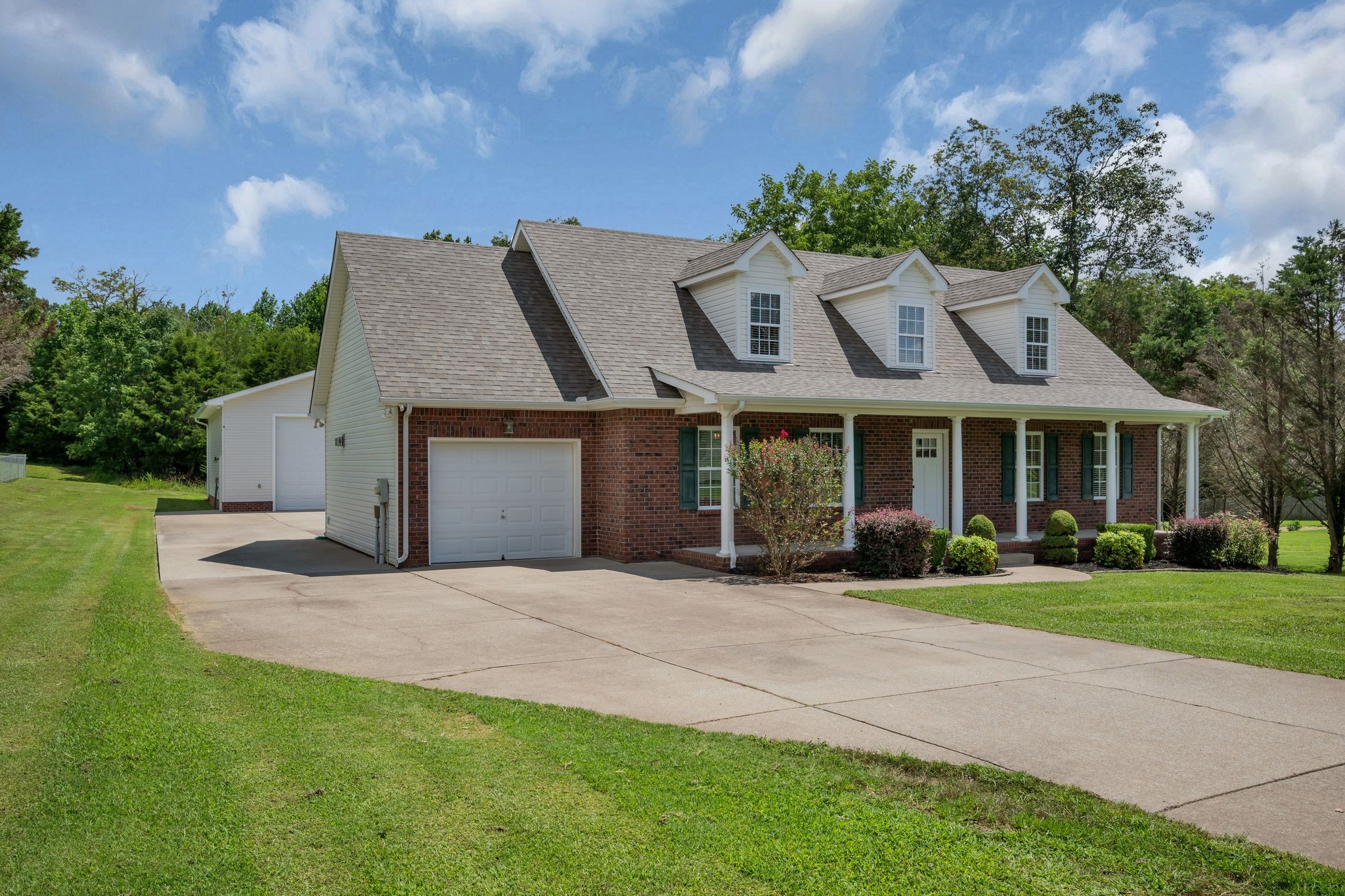 106 Sherrolyn Ct