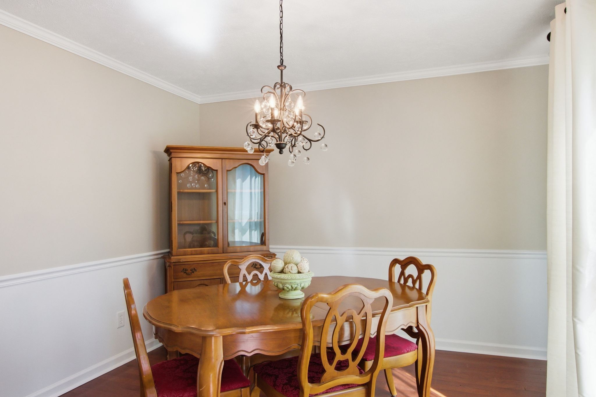 203 Dogwood Ln Property Photo 6
