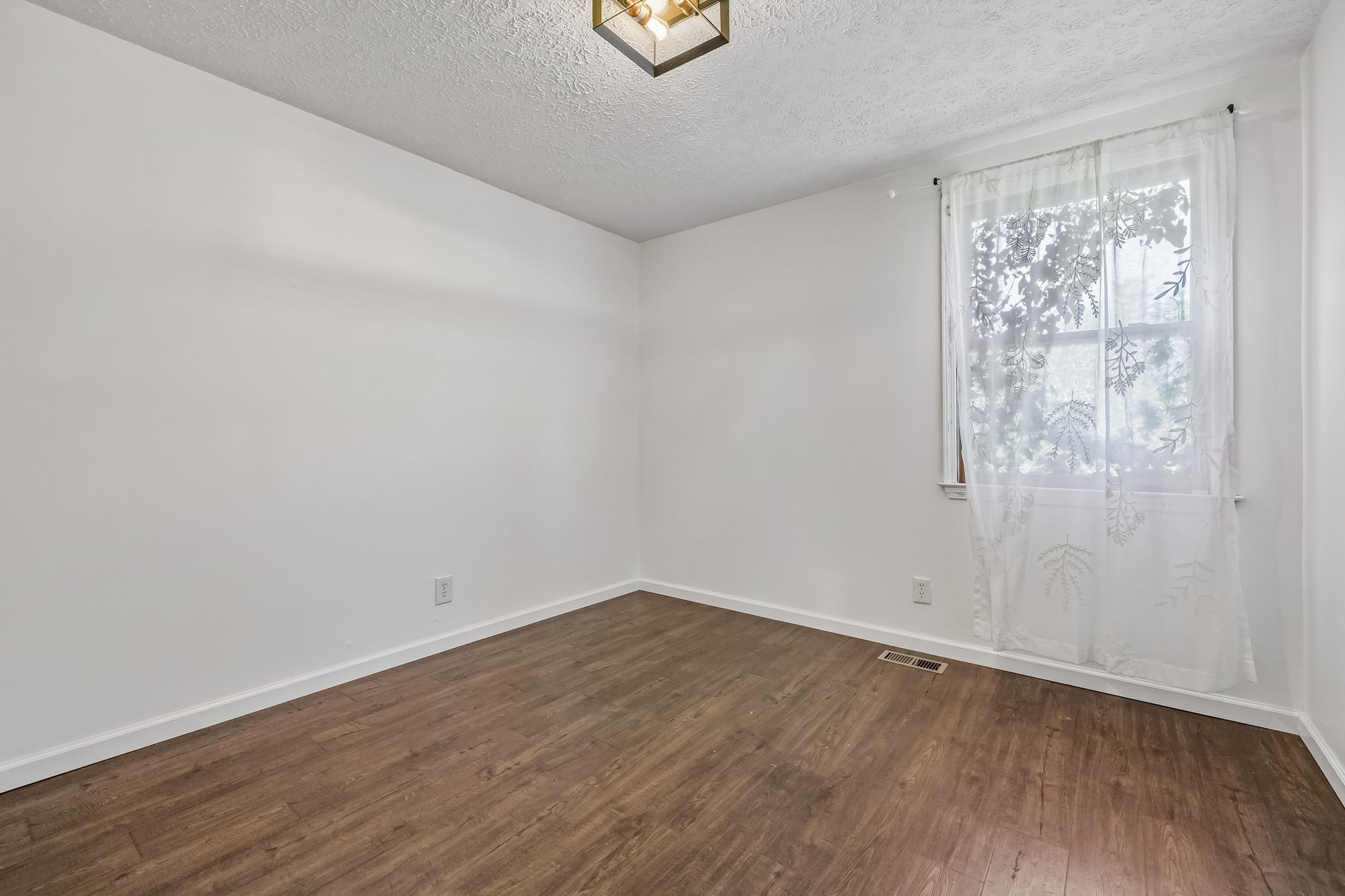 5403 Georgia Ave Property Photo 18