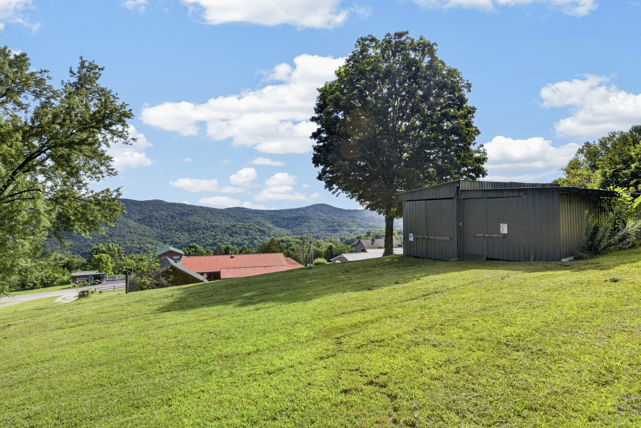 955 Livingston Boatdock Rd Property Photo 25