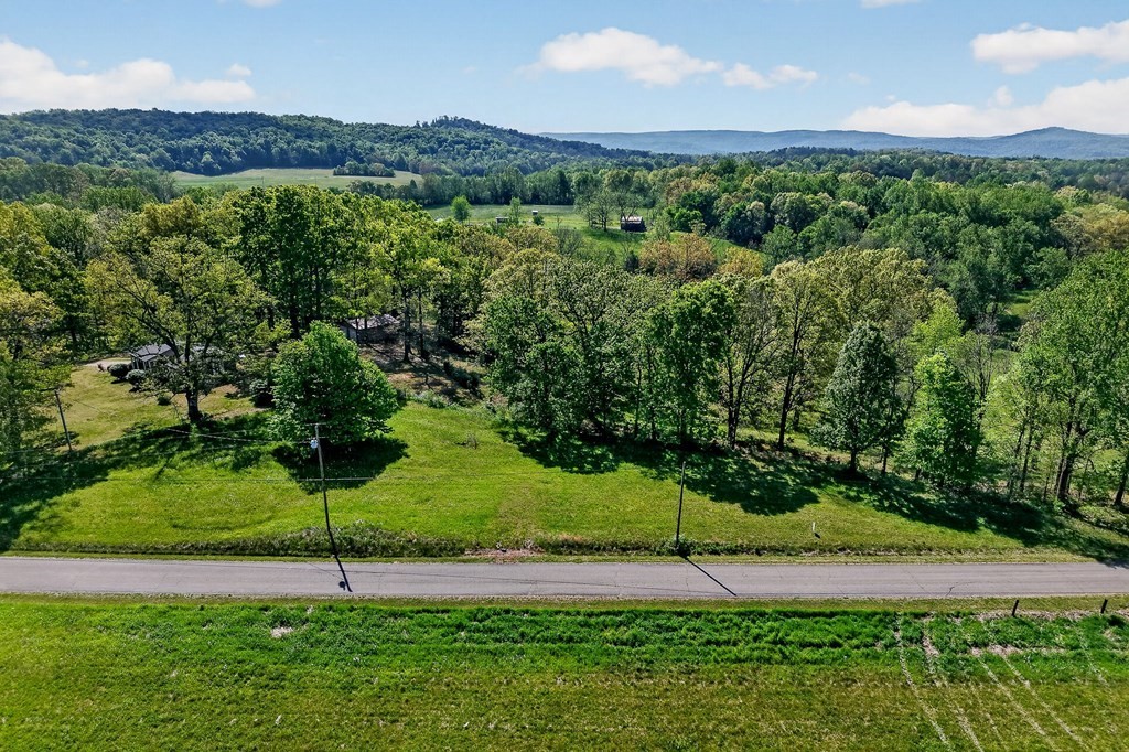 515 Jericho Rd Property Photo 4