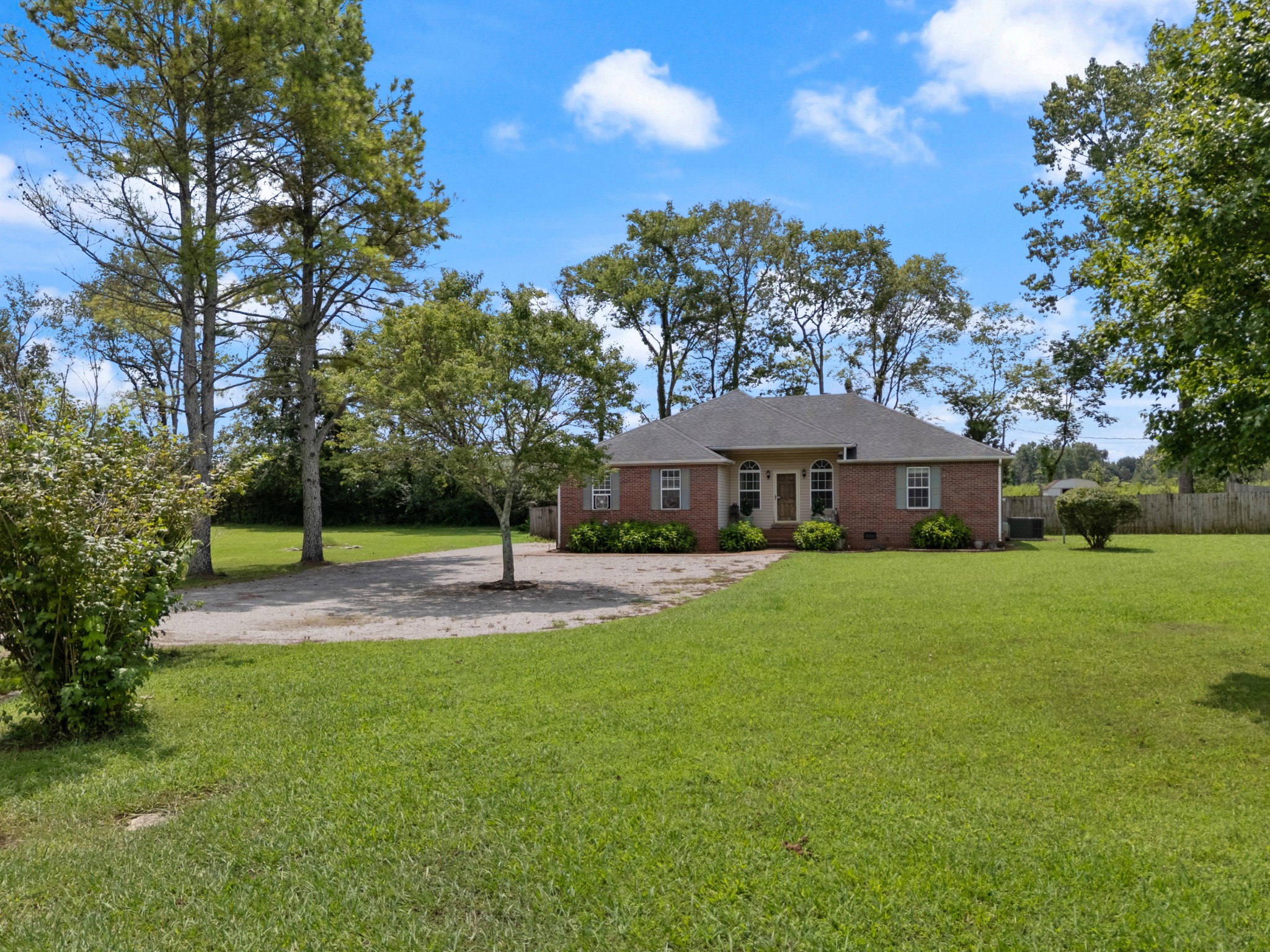 2122 Derrick Rd Property Photo 35