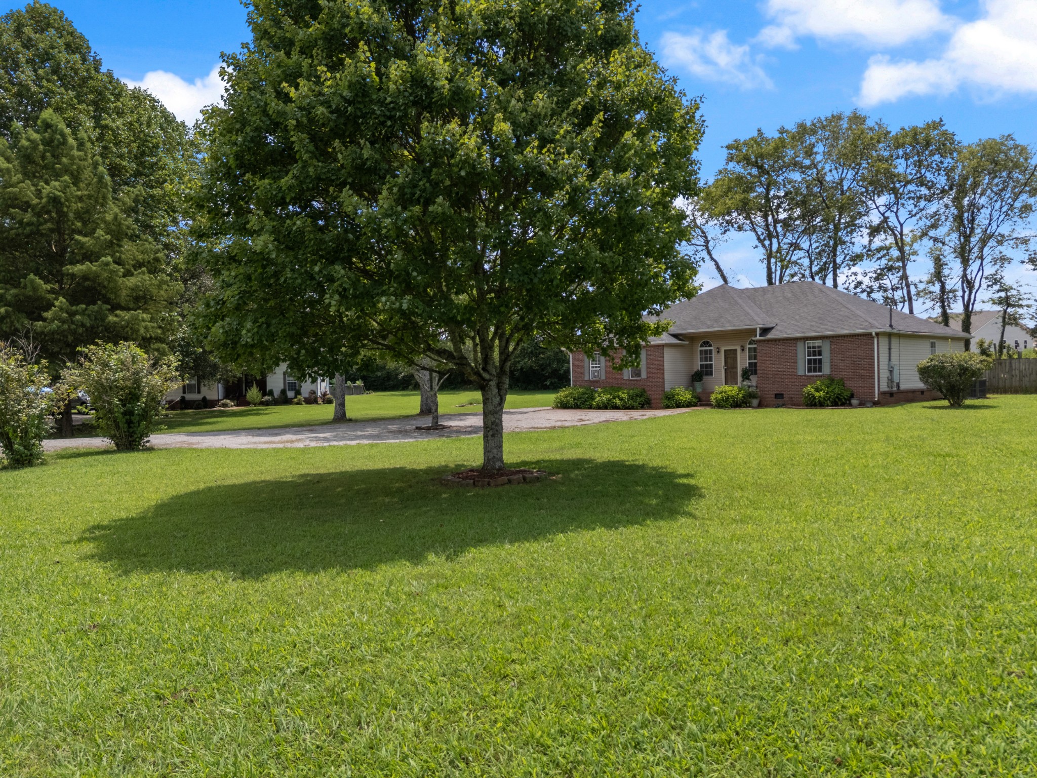 2122 Derrick Rd Property Photo 36