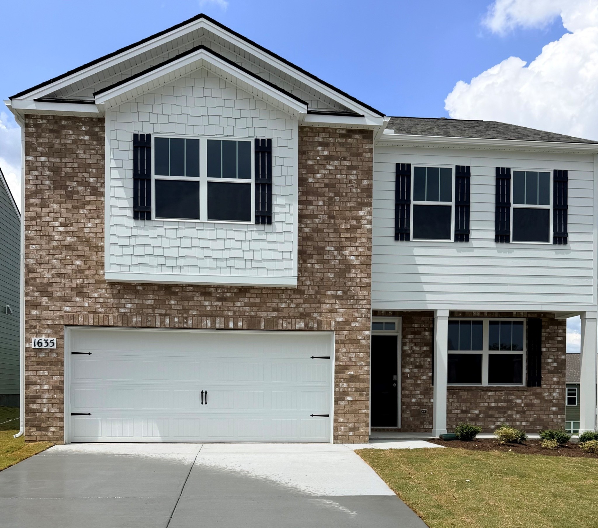 1635 Feather Road Property Photo 1