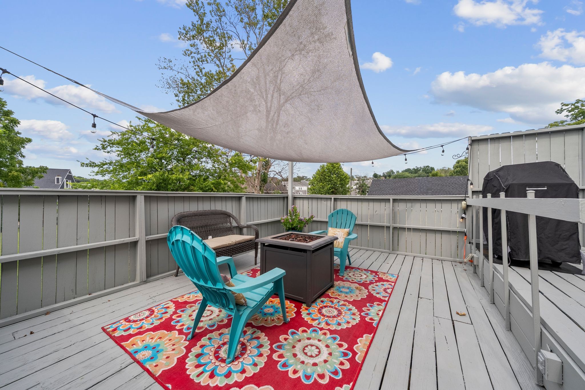 405 Raintree Pl Property Photo 8