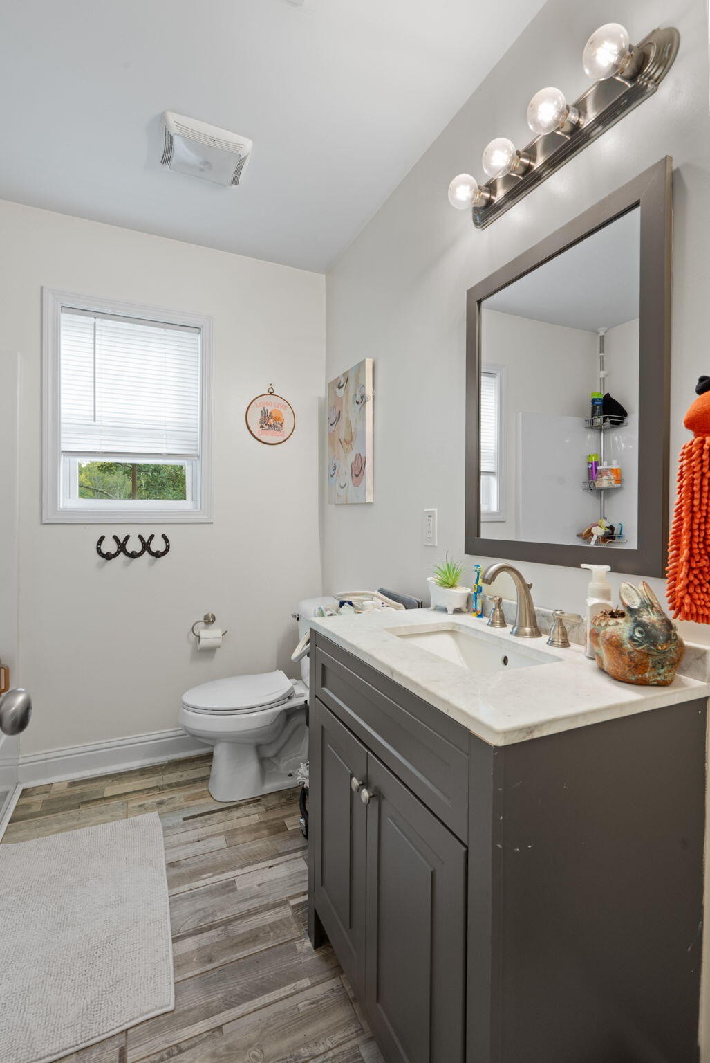 1728 Beaverdale Road, Ne Property Photo 19