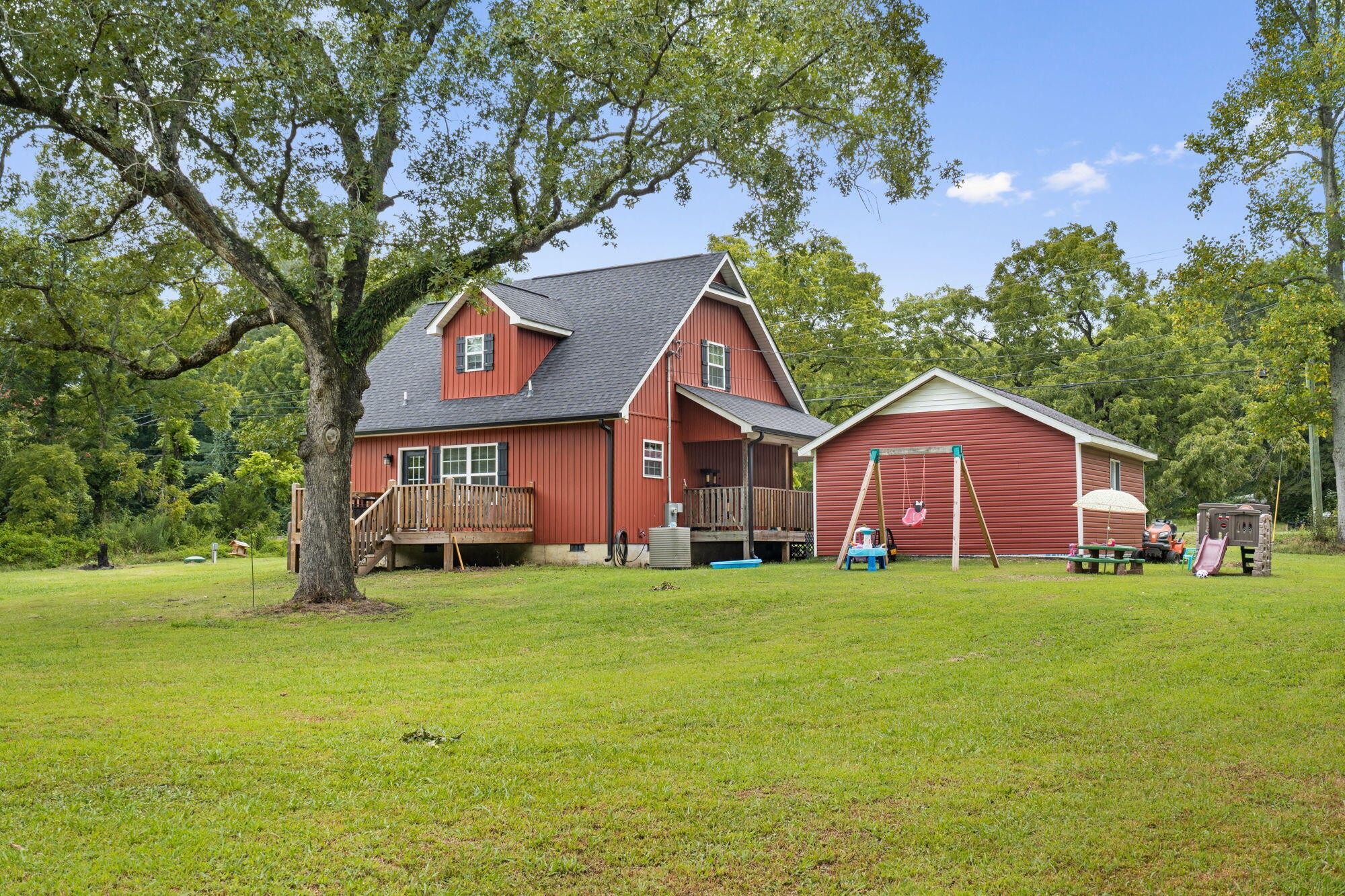 1728 Beaverdale Road, Ne Property Photo 28