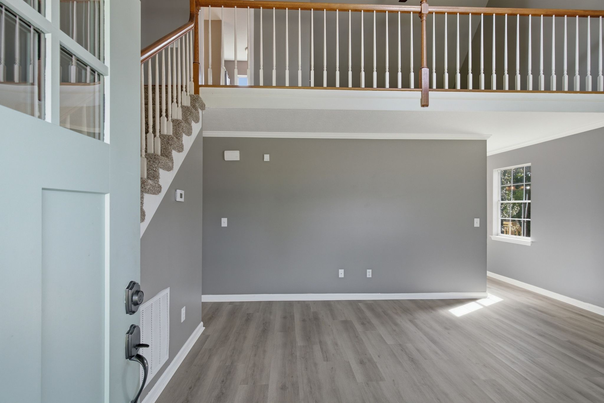 131 E Morris Dr Property Photo 3