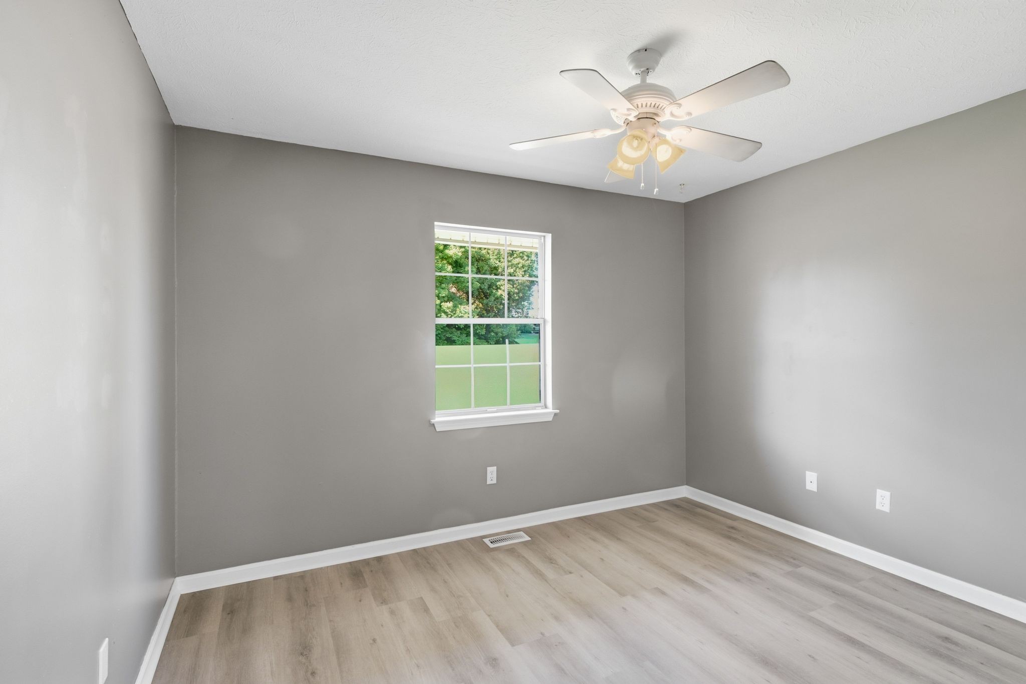 131 E Morris Dr Property Photo 13