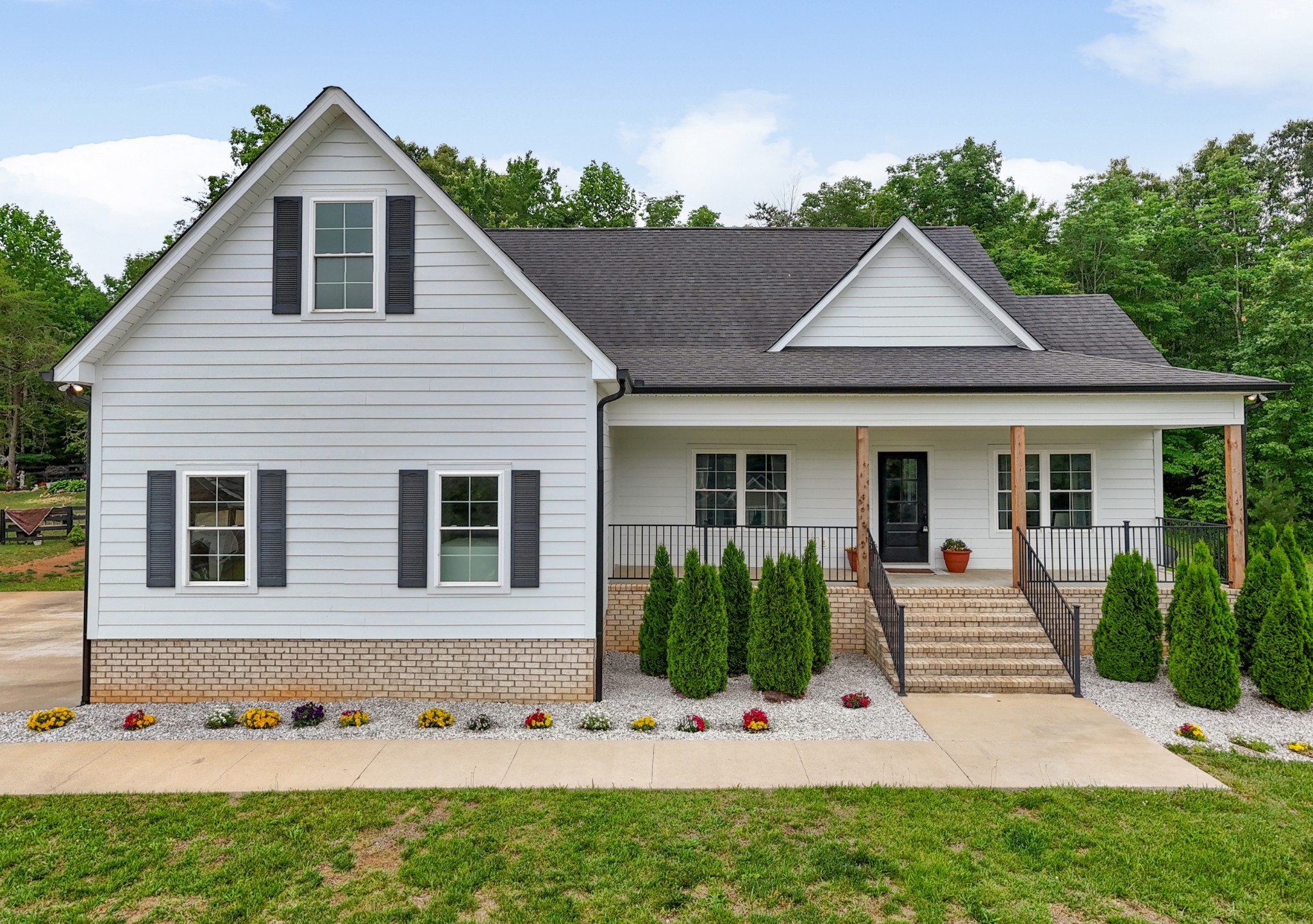 14 Hemlock Cir