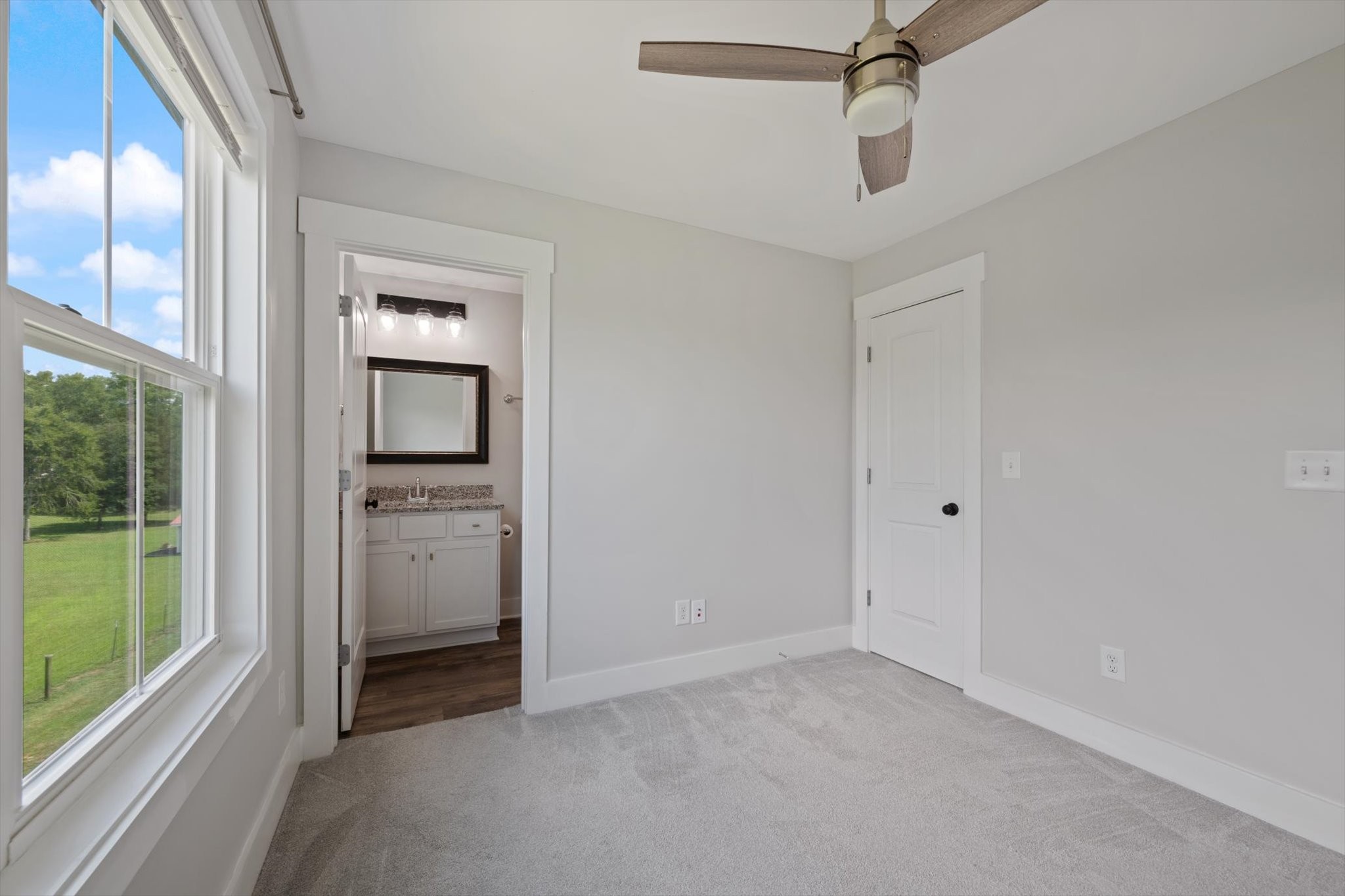 104 Harper Lndg Property Photo 17