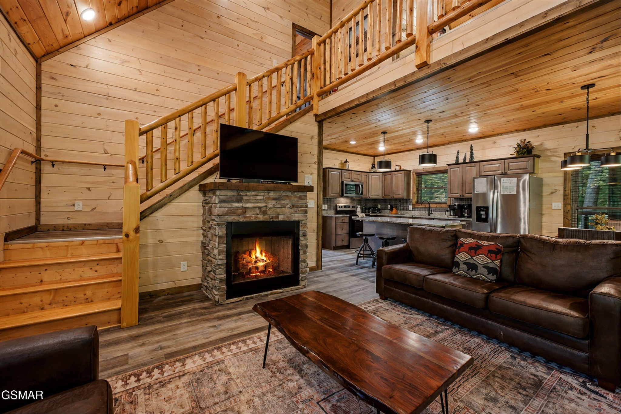 2108 Roscoe Court Property Photo 9