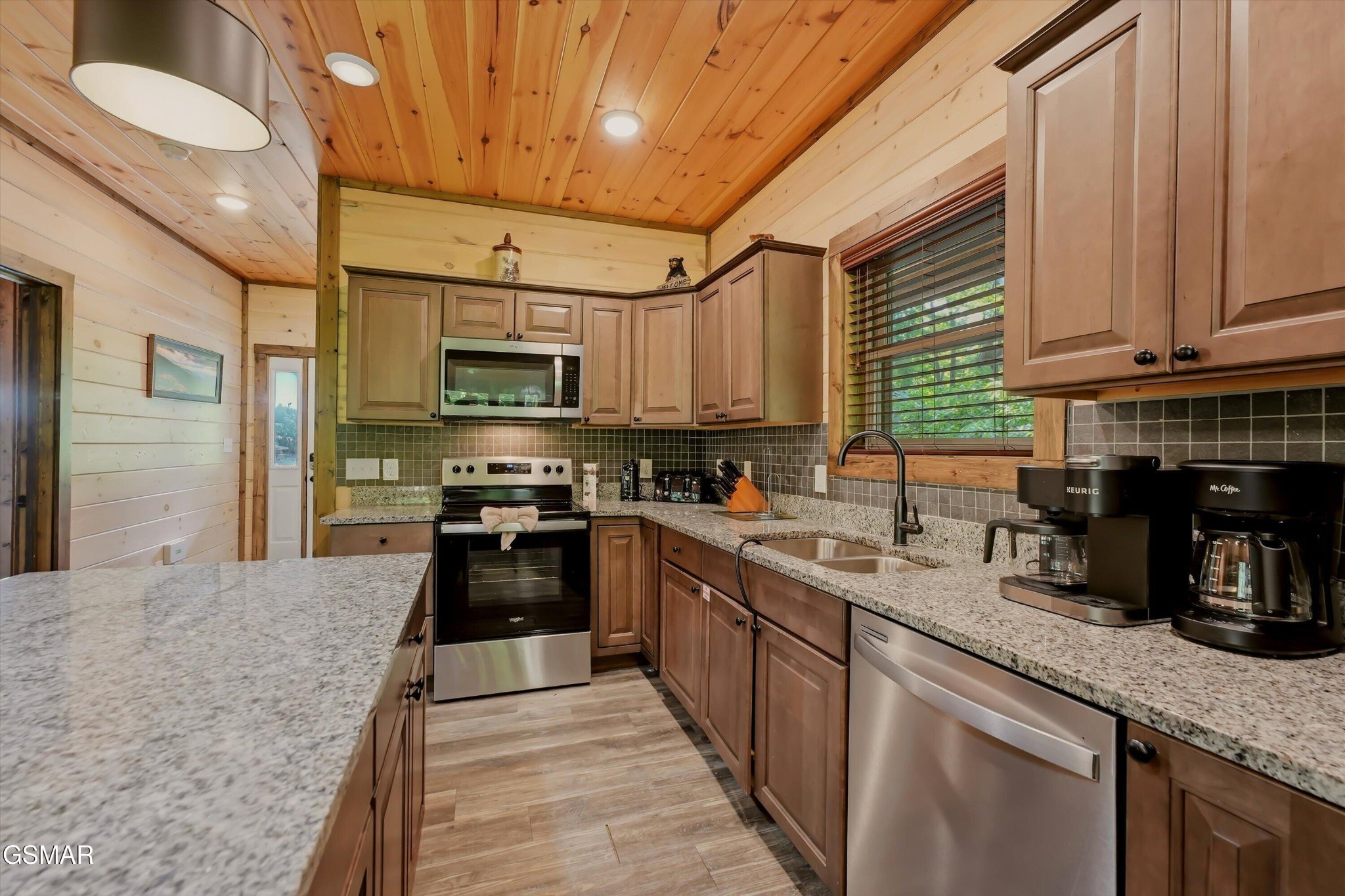 2108 Roscoe Court Property Photo 14