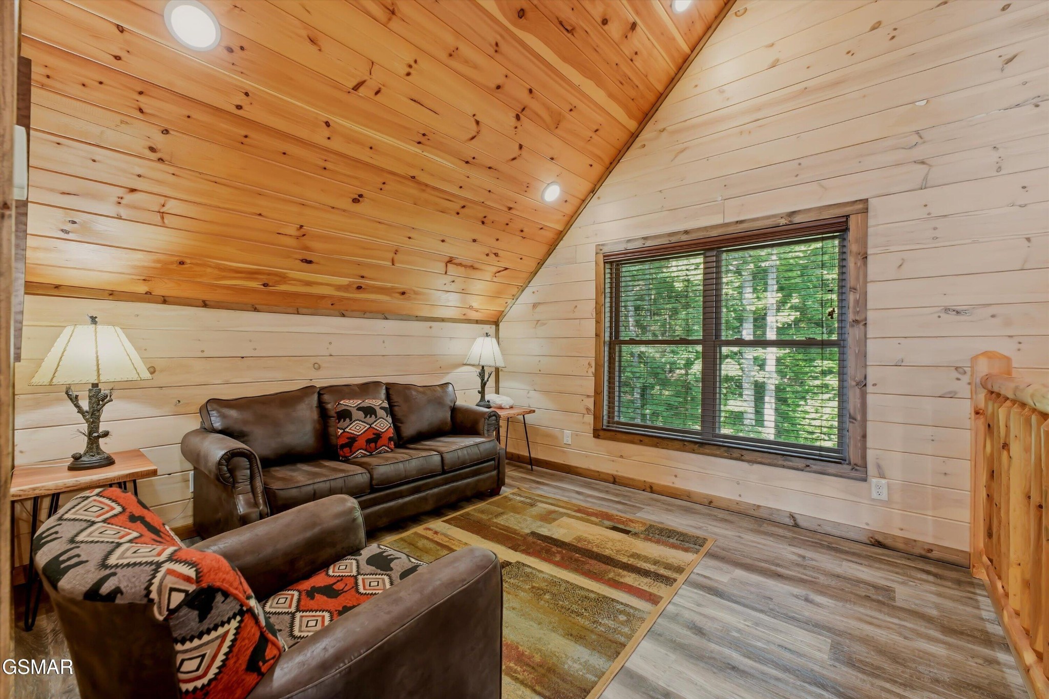 2108 Roscoe Court Property Photo 19