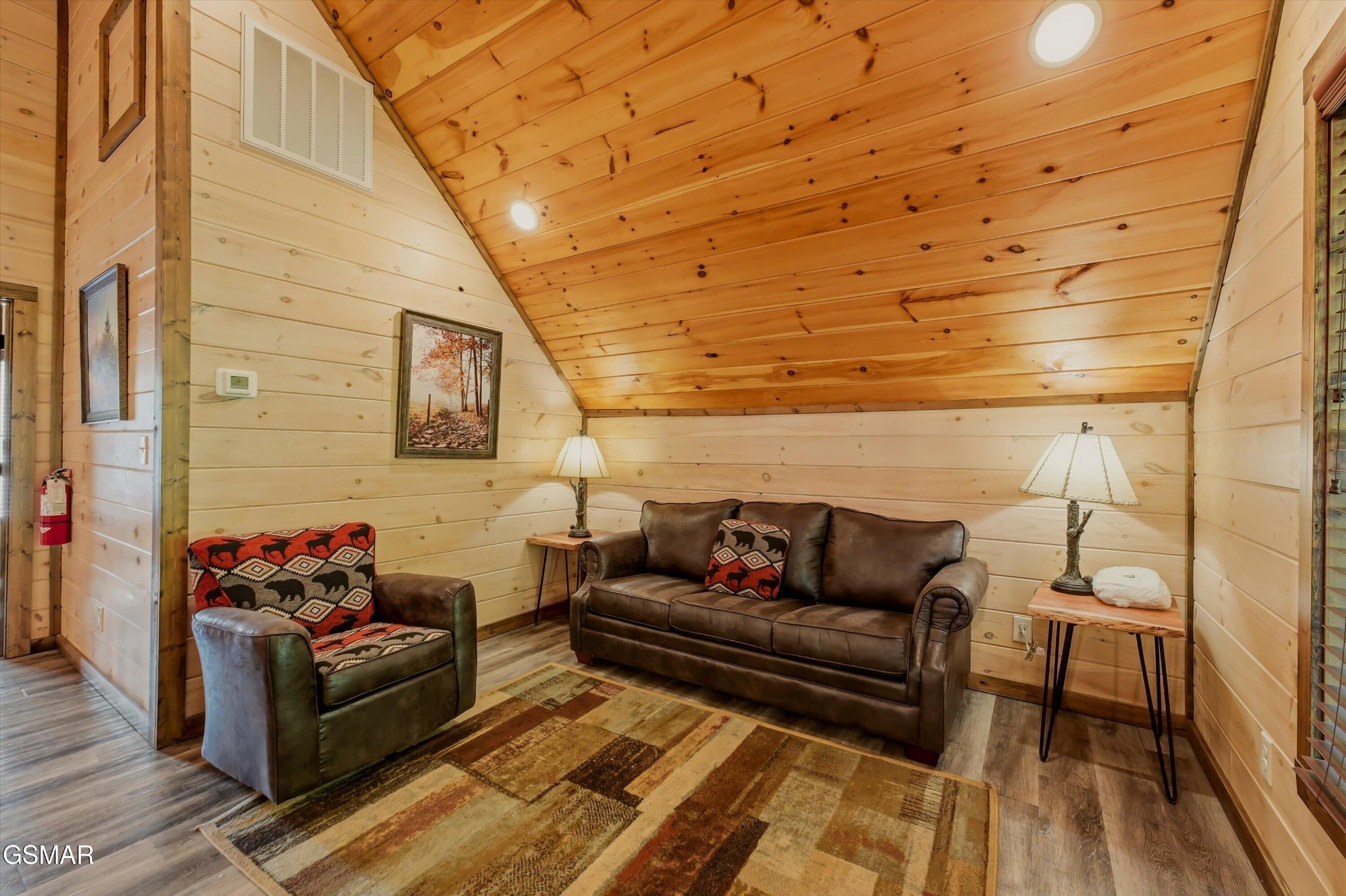 2108 Roscoe Court Property Photo 20