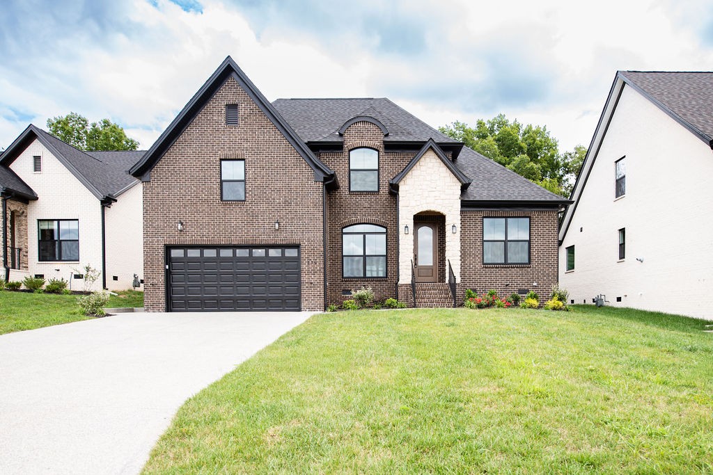 179 Karen Drive Property Photo 1