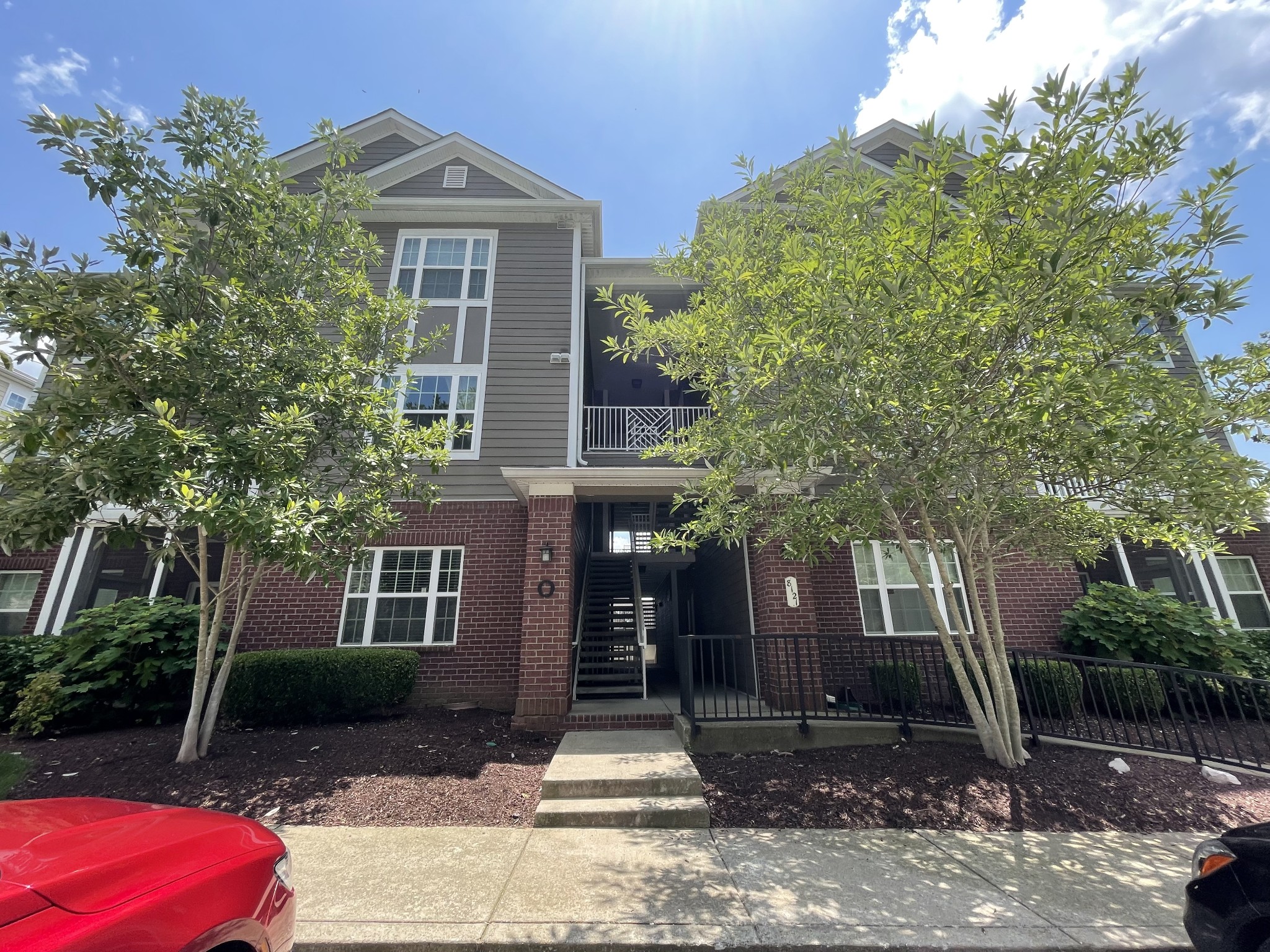 8121 Lenox Creekside Drive Property Photo 1
