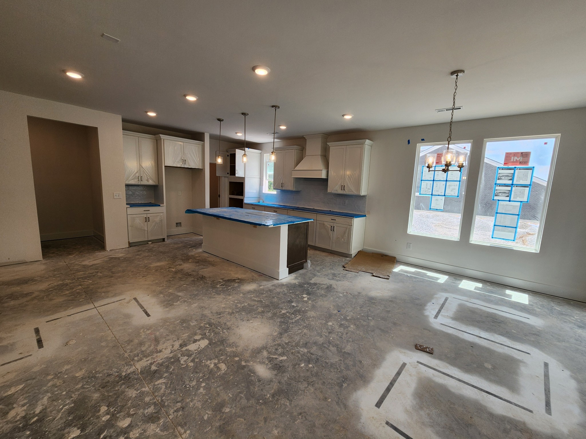 479 Brownstone Street Property Photo 4