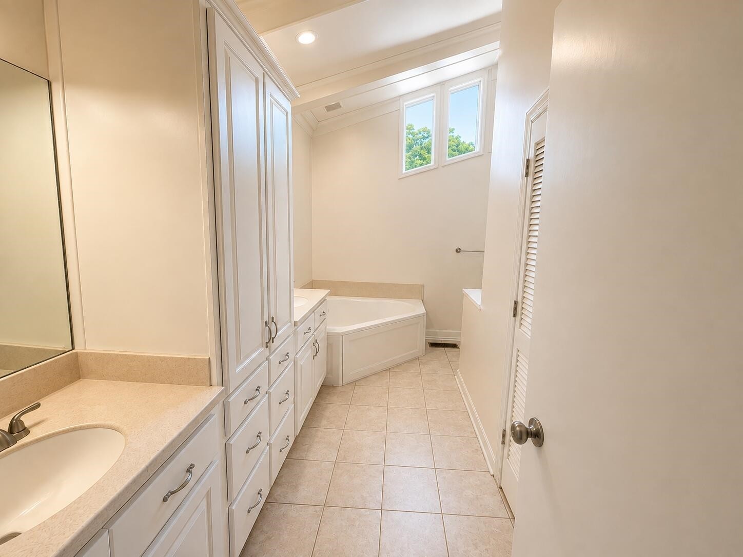 5680 N Angela Rd Property Photo 5