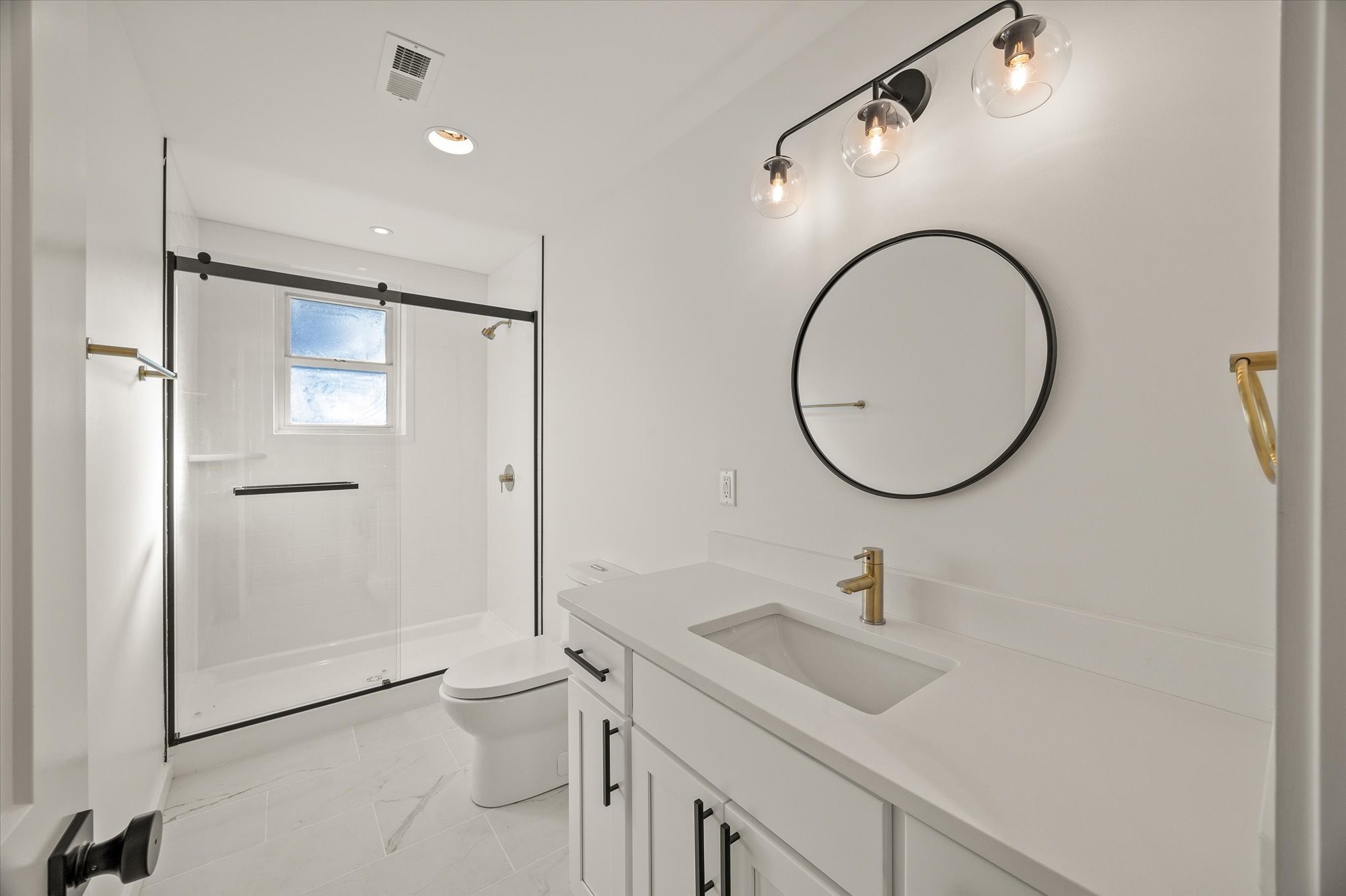 154 Boatman St Property Photo 11