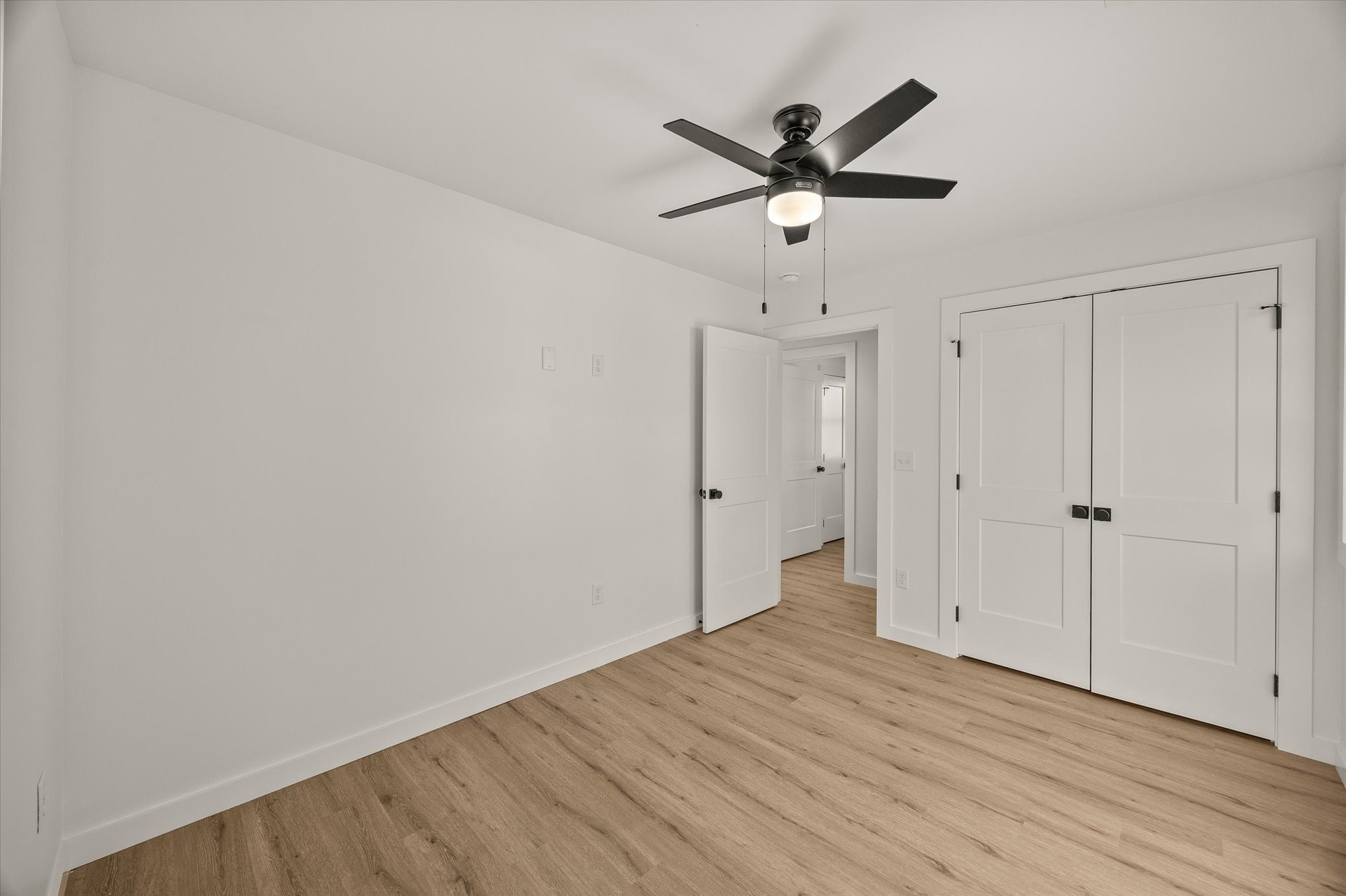 154 Boatman St Property Photo 13