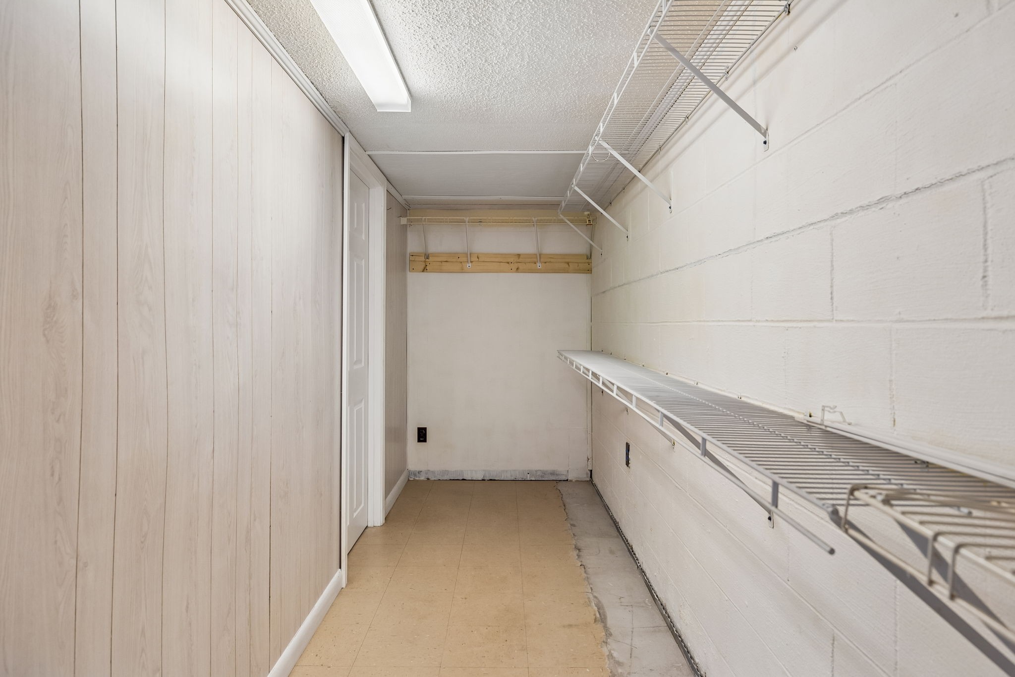 302 W Point Dr Property Photo 45