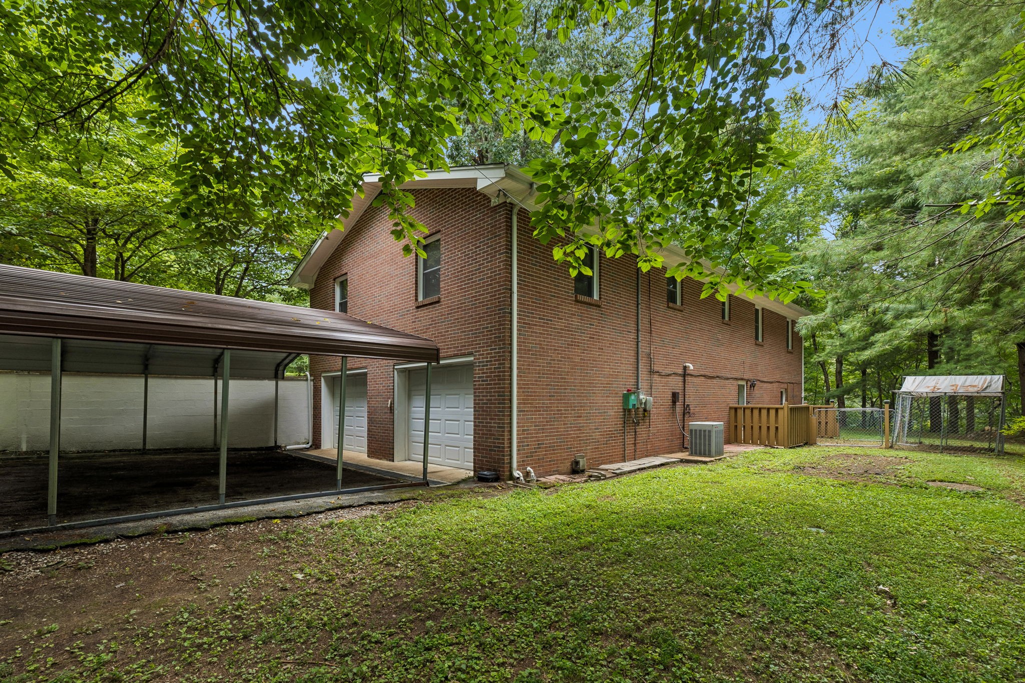 302 W Point Dr Property Photo 55