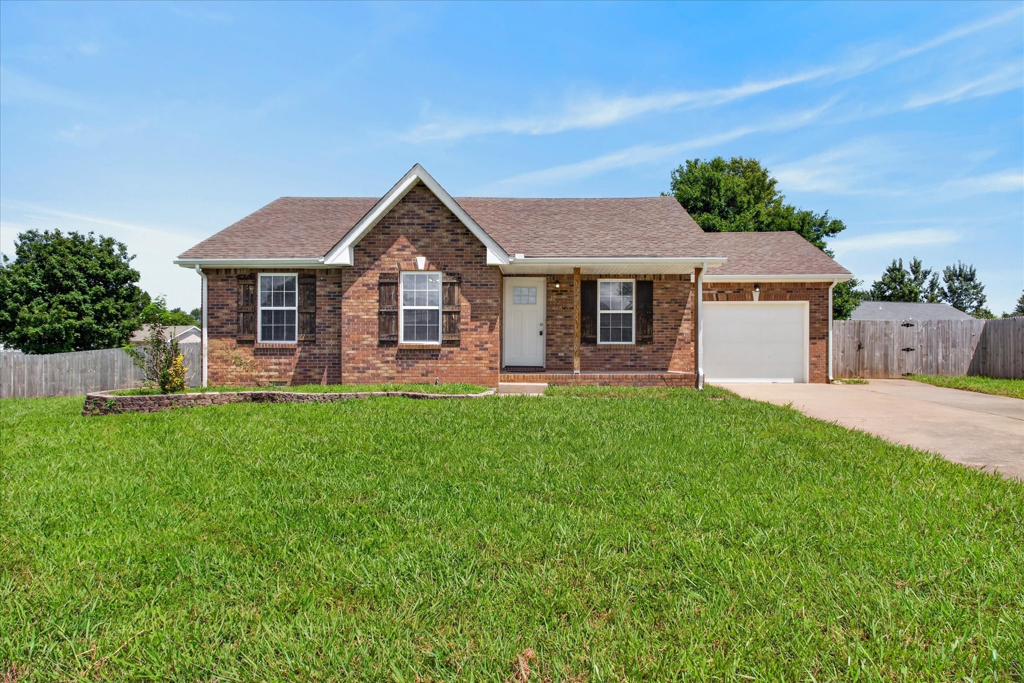 1075 Meshaw Trail Property Photo 1
