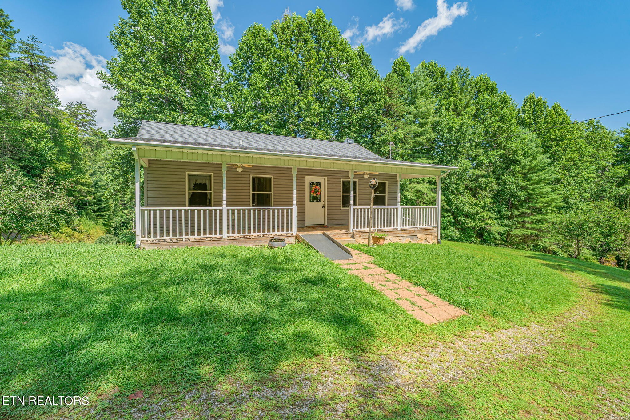 131 Pear Tree Way Property Photo 7
