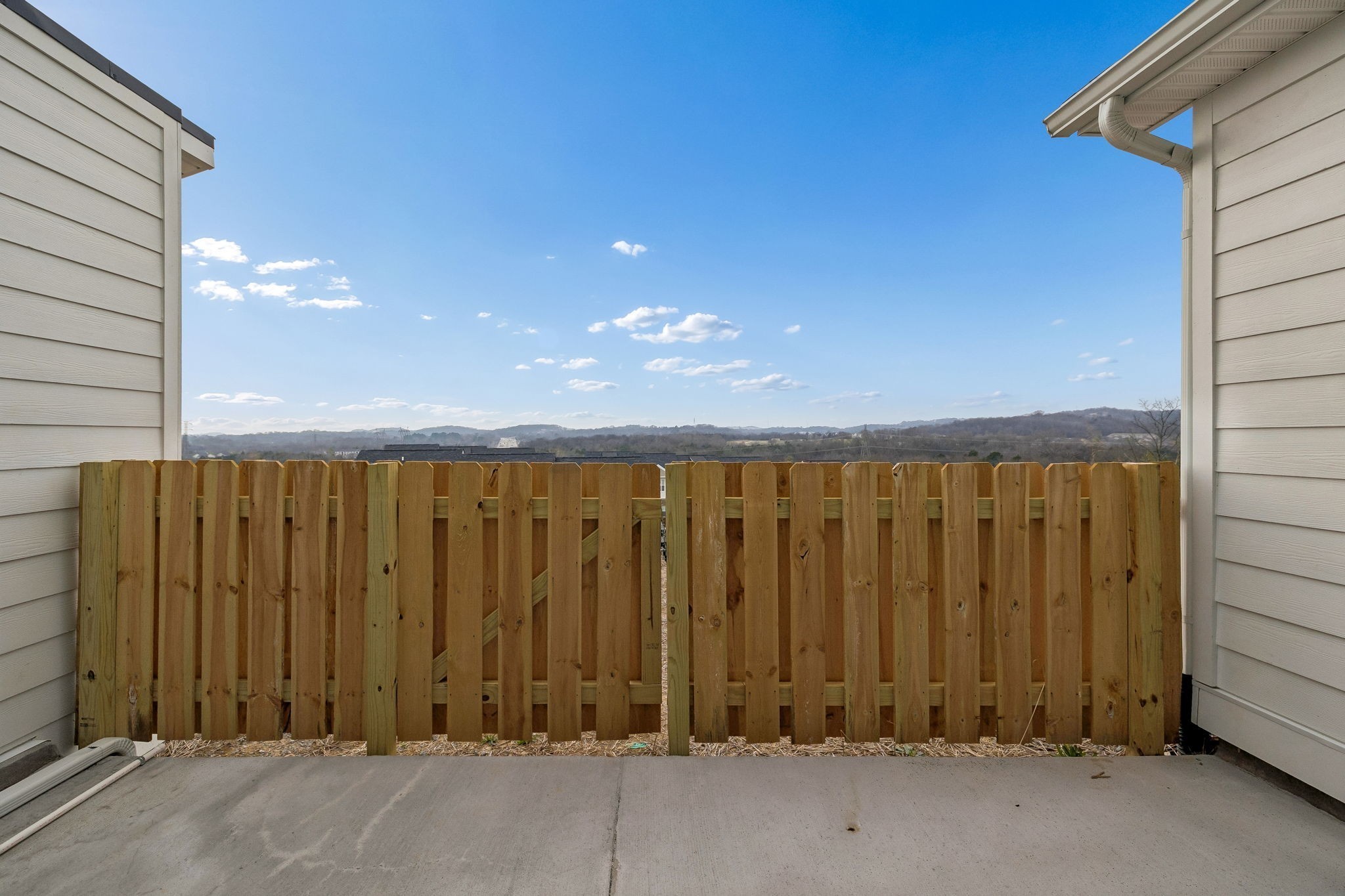 224 Dry Creek Commons Property Photo 34