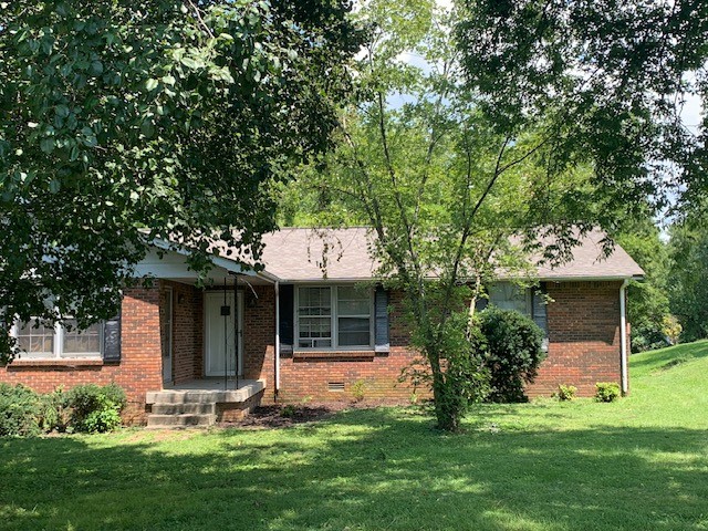 102 Wessington Ct Property Photo 1