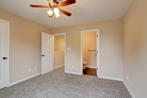 250 Fairview Lane Unit D Property Photo 8