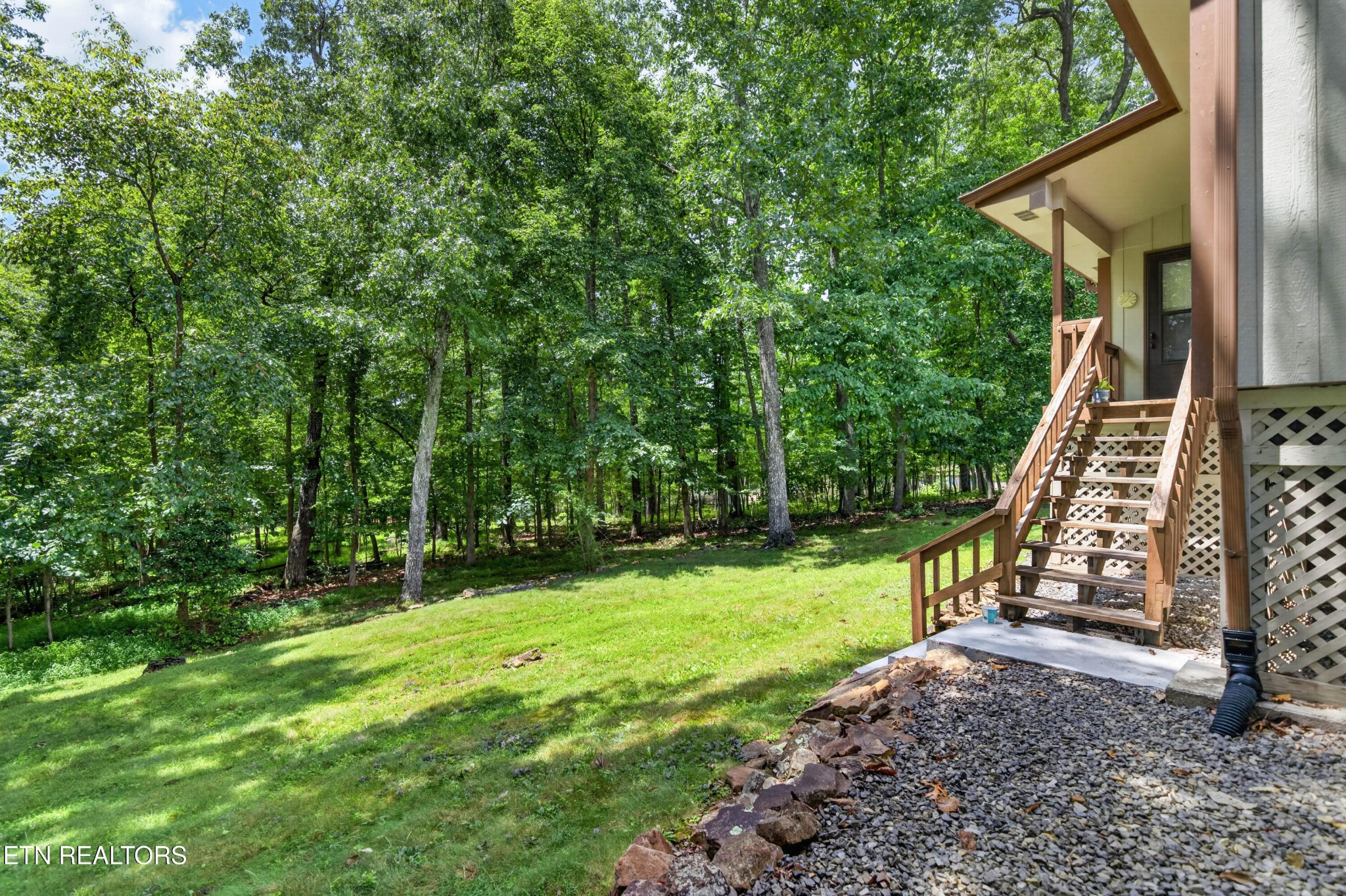 36 Druid Circle Property Photo 8