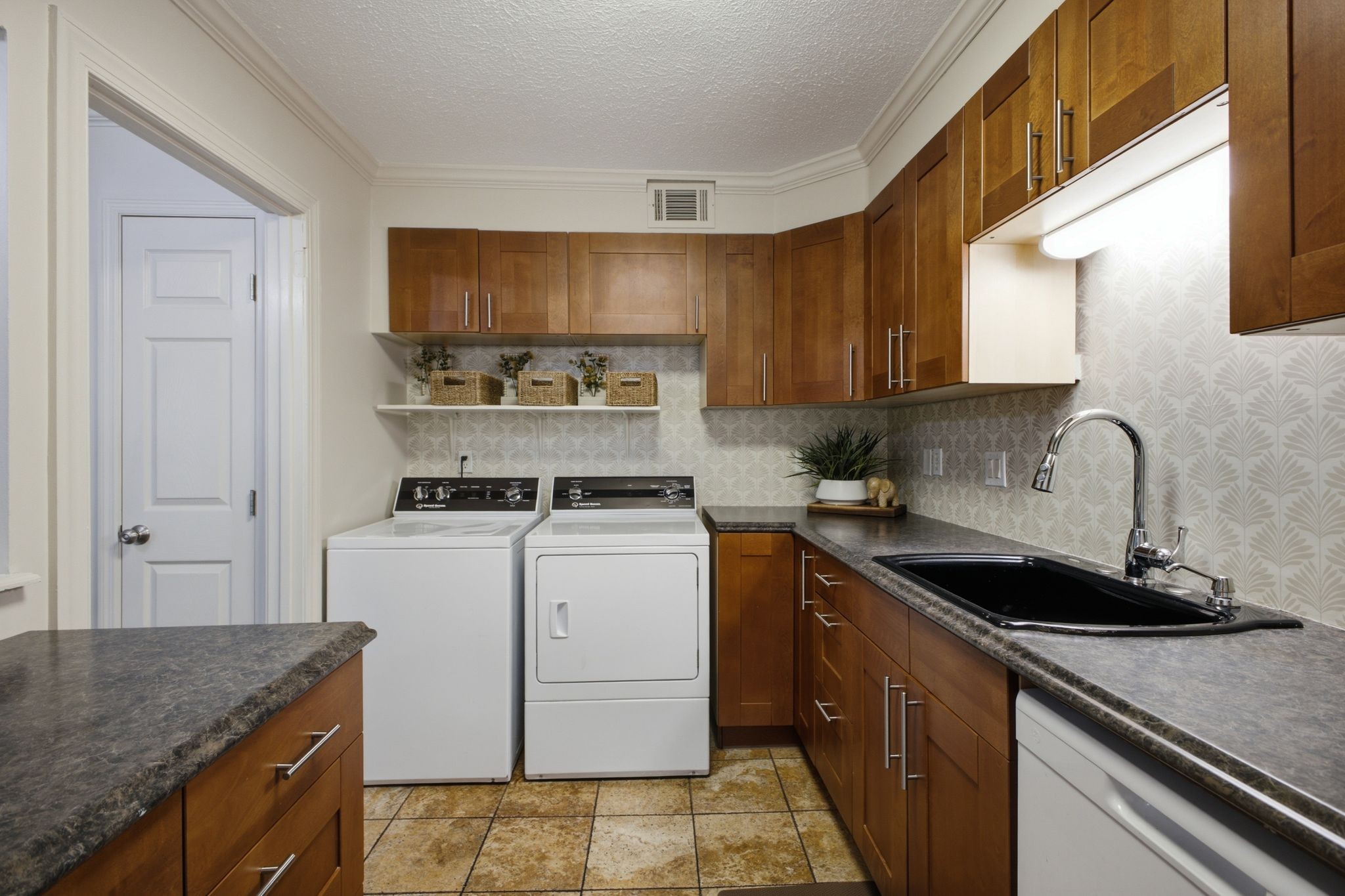 5312 Edmondson Pike Property Photo 16
