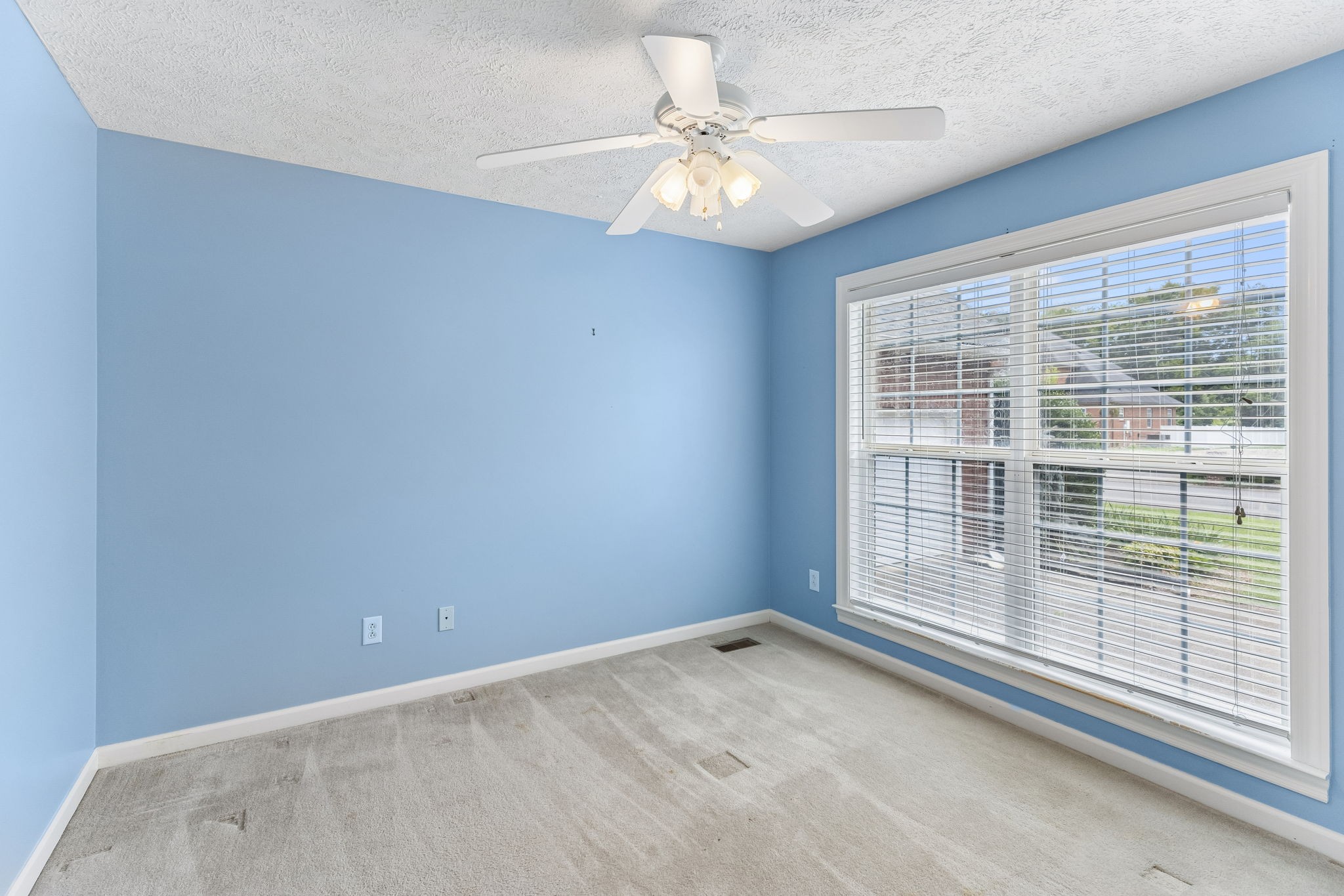 371 Sayre Ln Property Photo 23