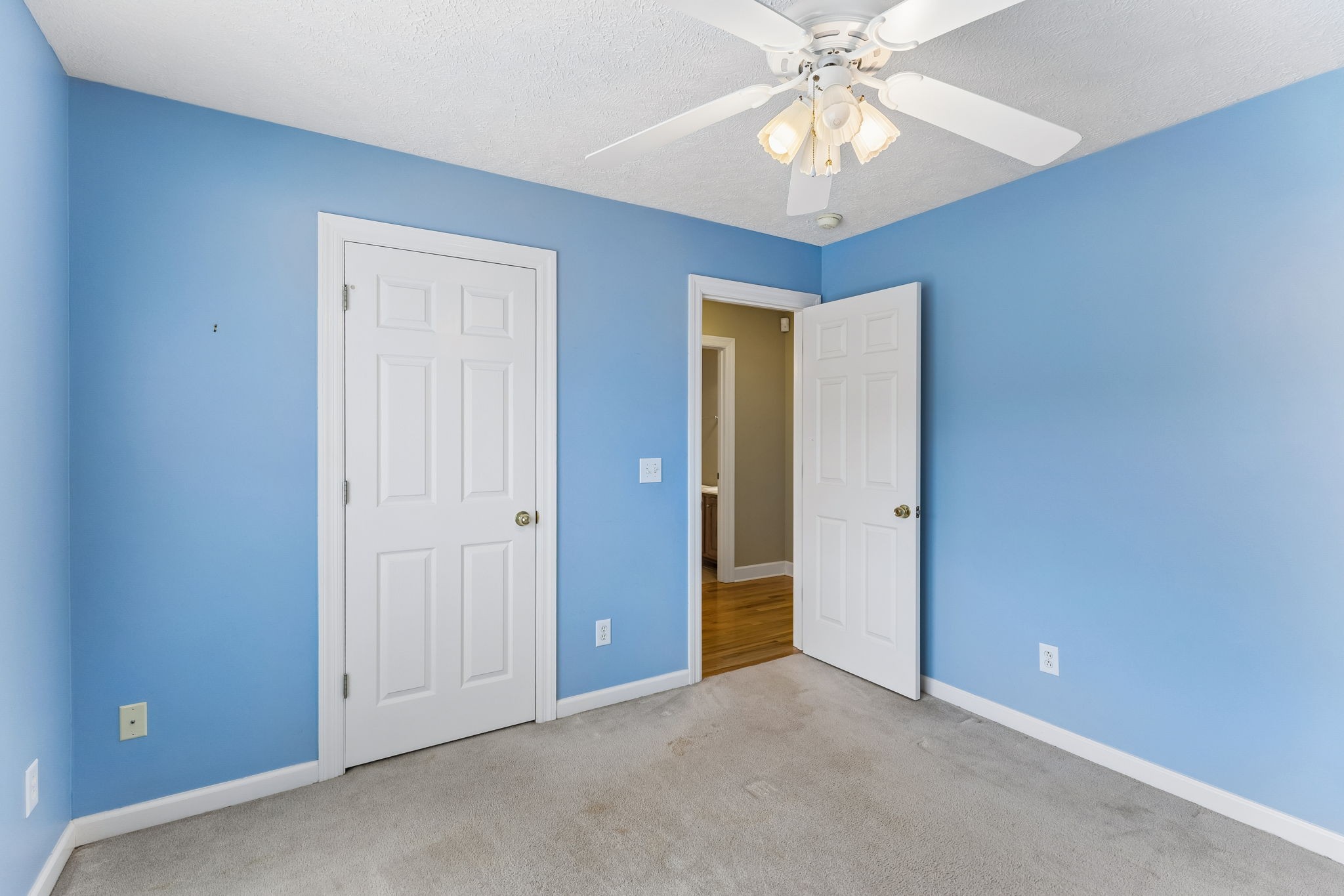 371 Sayre Ln Property Photo 24