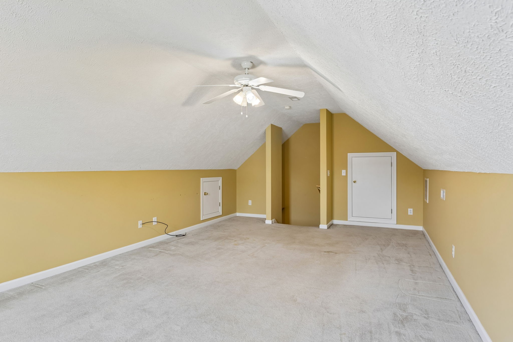371 Sayre Ln Property Photo 31