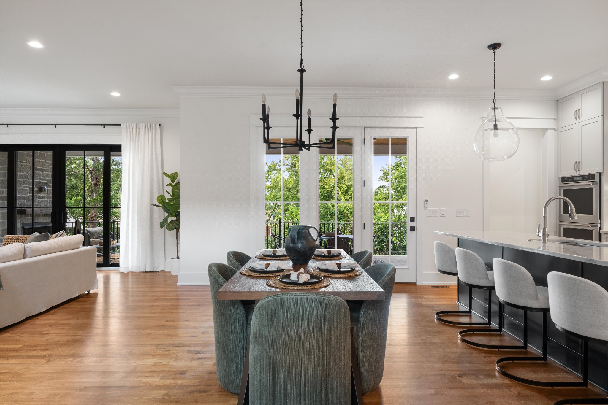 2018 Overhill Dr Property Photo 14