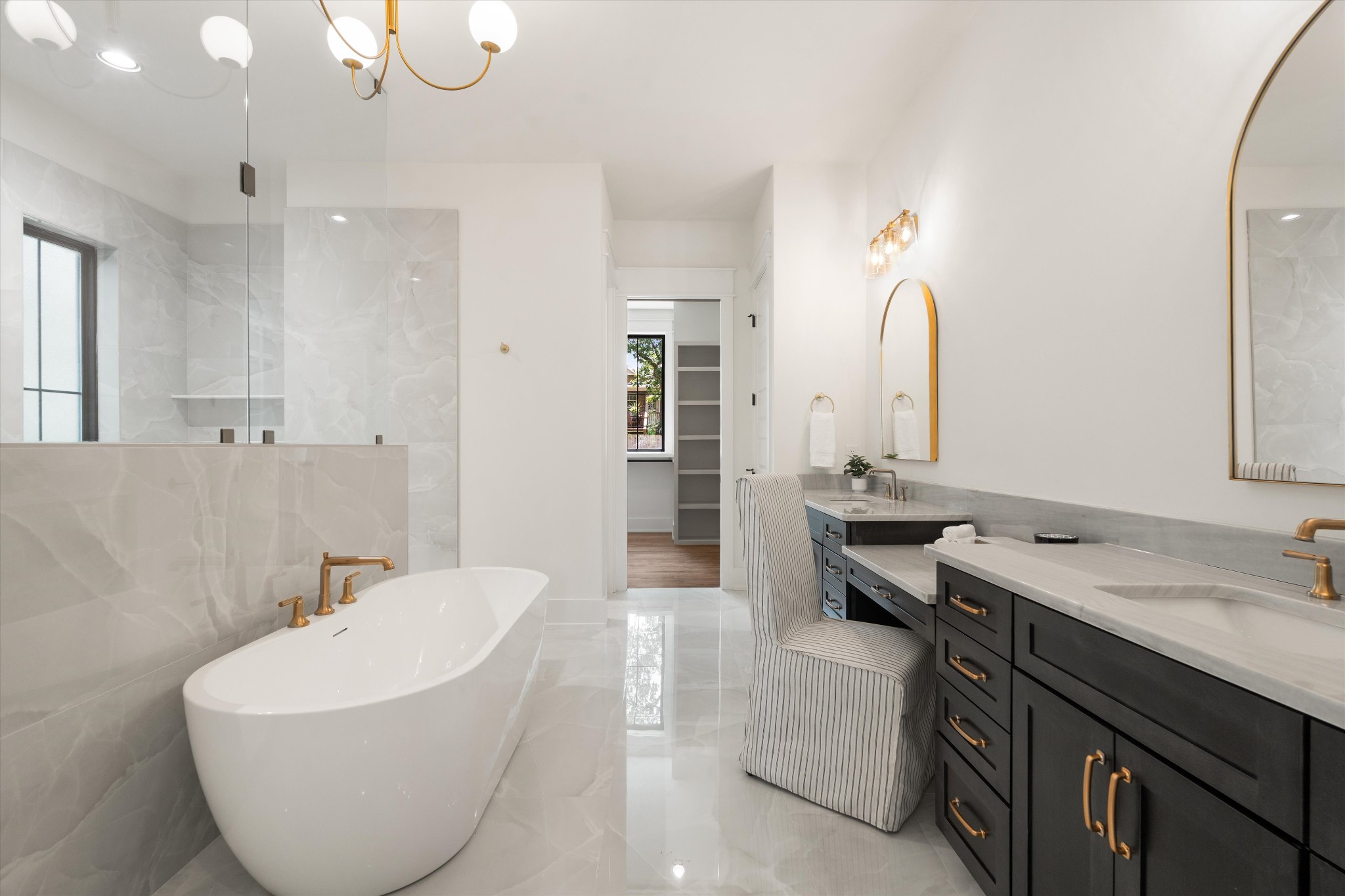 2018 Overhill Dr Property Photo 27