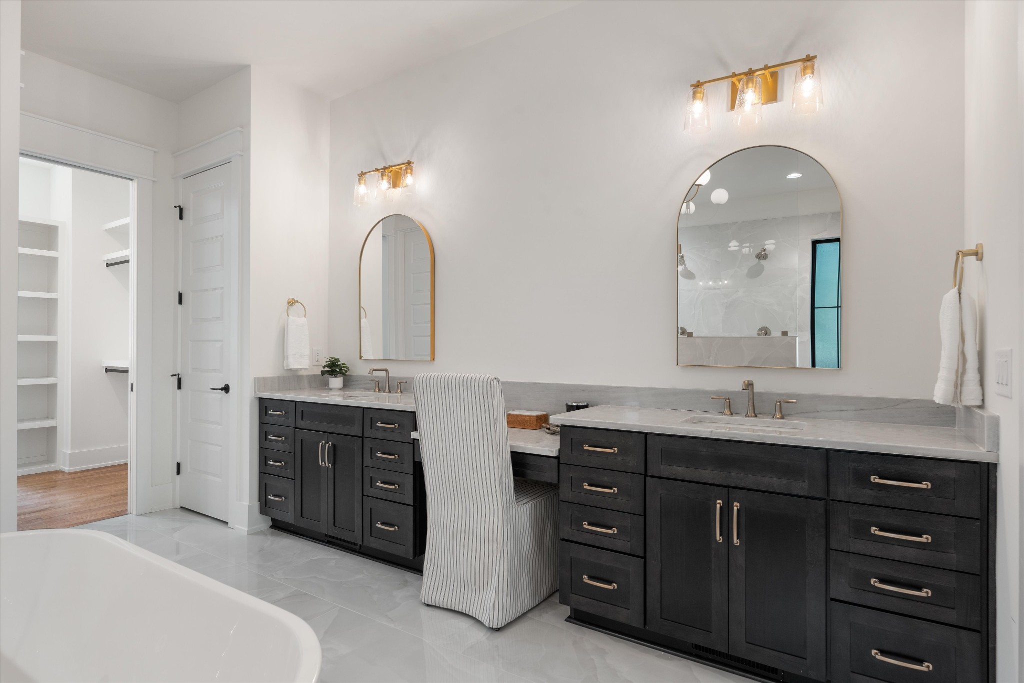2018 Overhill Dr Property Photo 32
