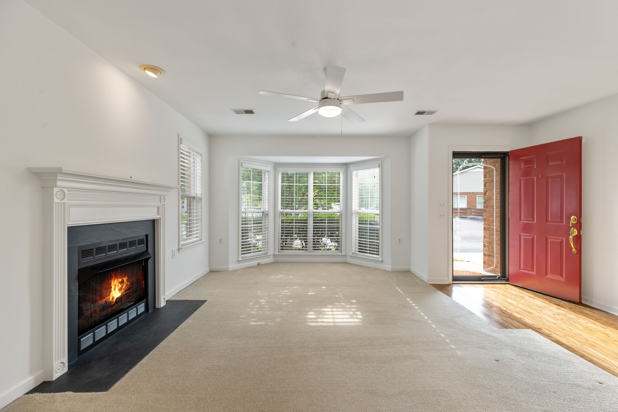 39 Chadwell Ln Property Photo 6