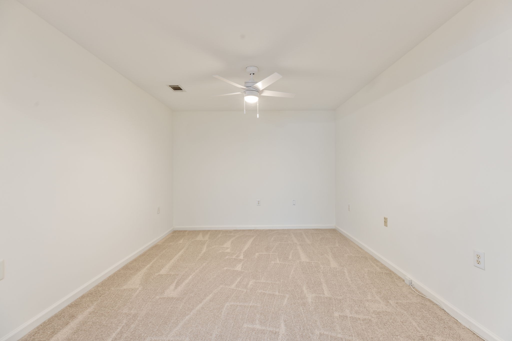 39 Chadwell Ln Property Photo 19