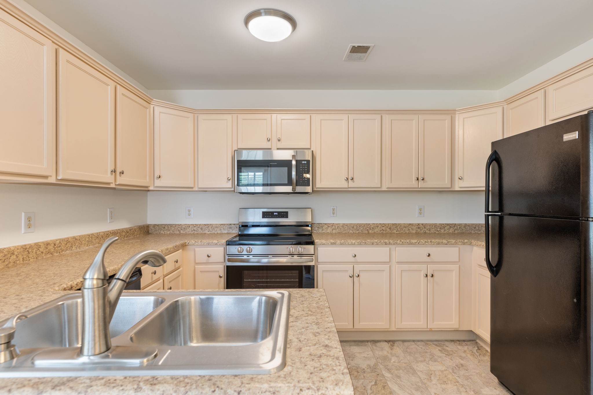 39 Chadwell Ln Property Photo 27