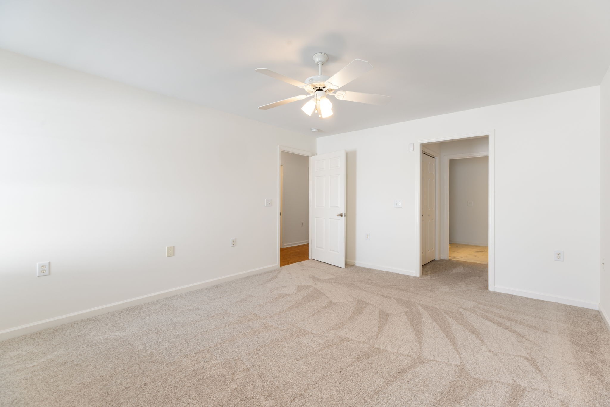 39 Chadwell Ln Property Photo 36