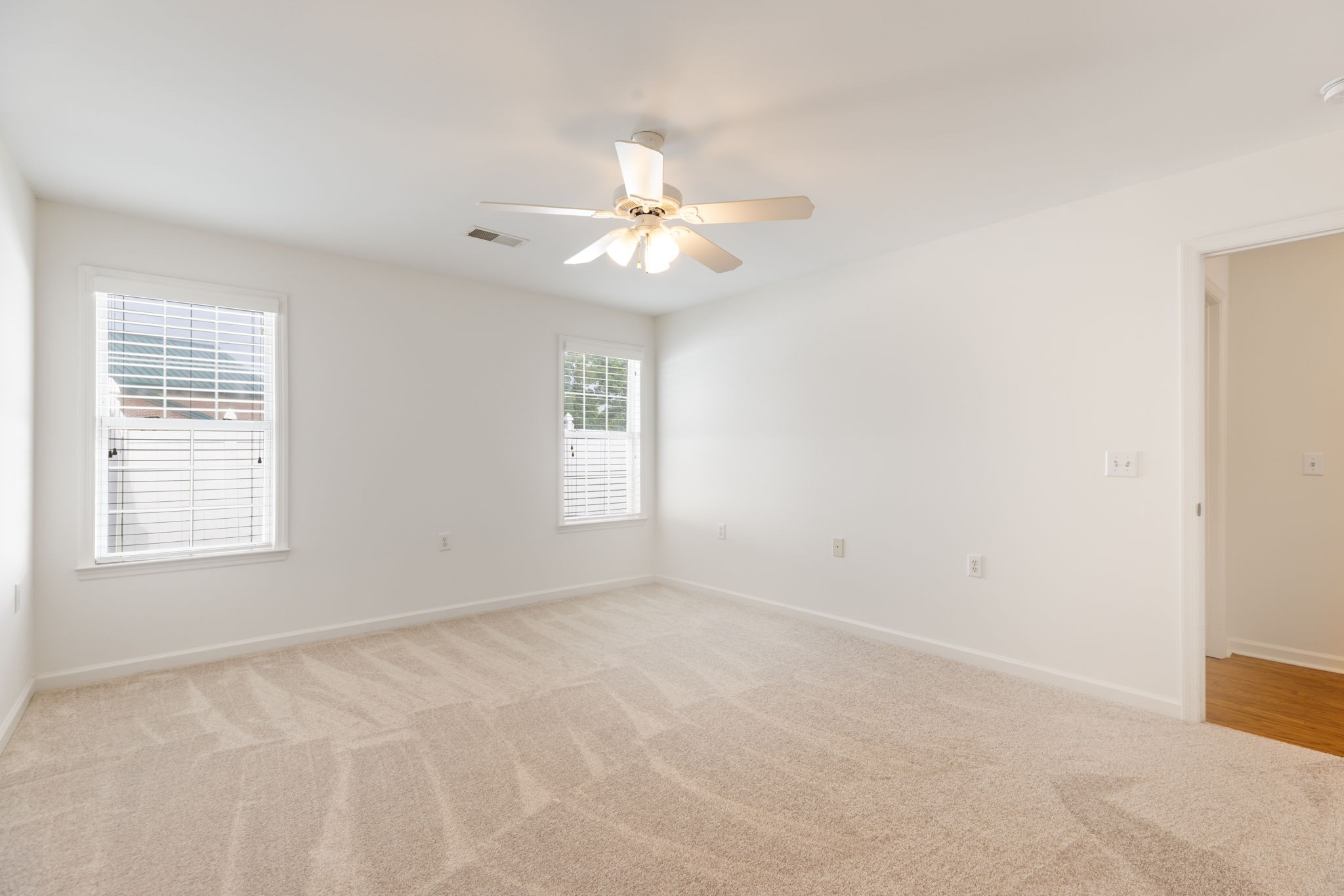 39 Chadwell Ln Property Photo 37