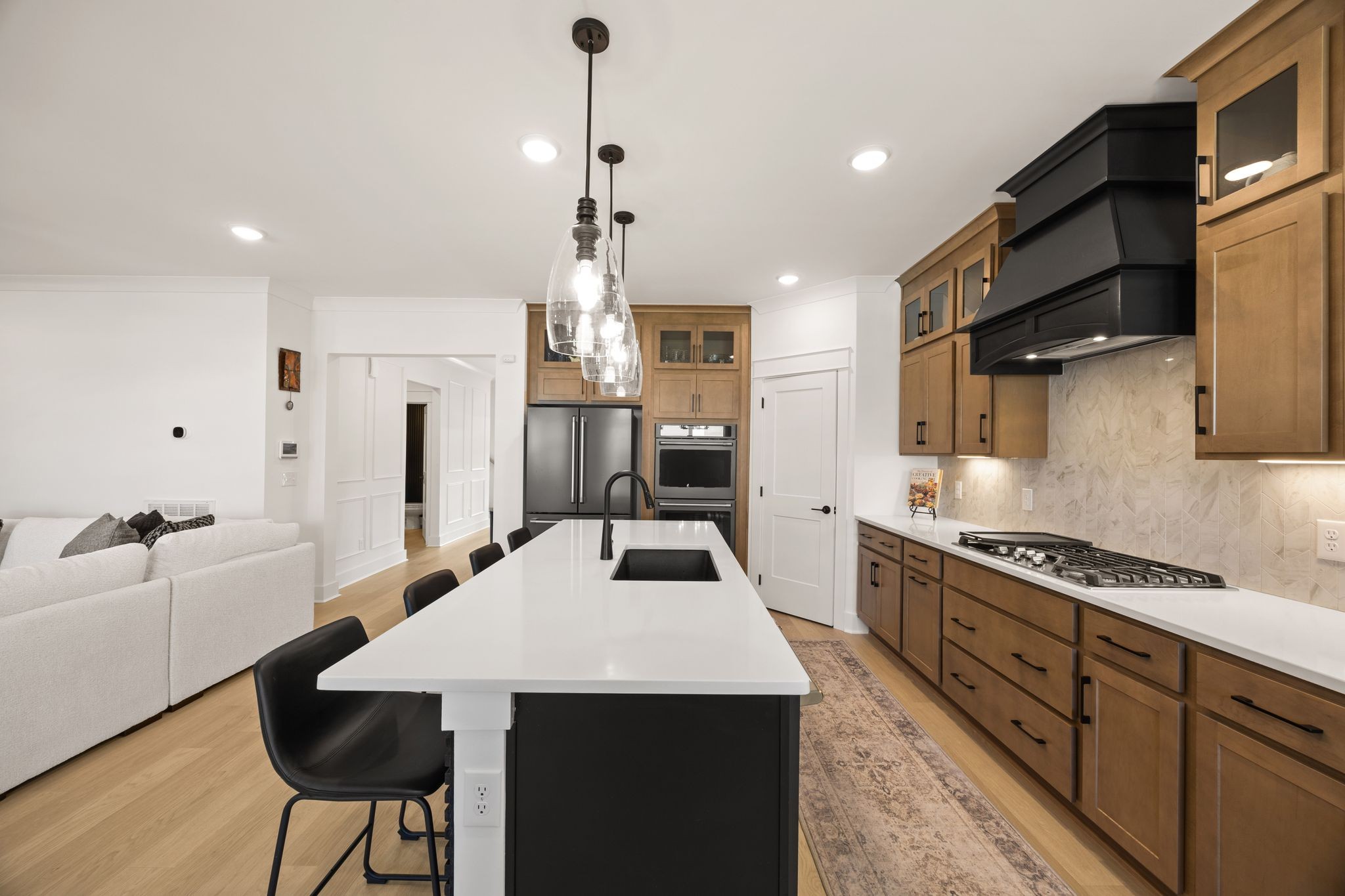 7308 Dutch River Cir Property Photo 1