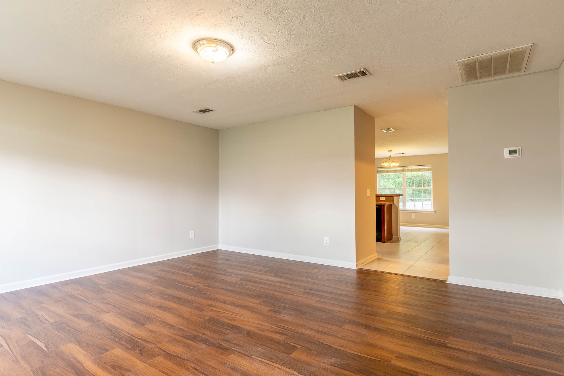 752 Holland Ridge Dr Property Photo 4